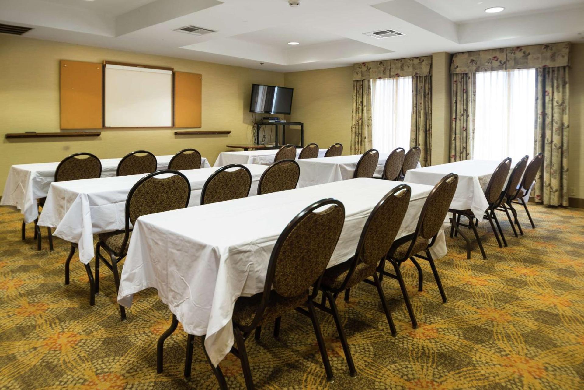 Hampton Inn Tulsa/Broken Arrow photo 39