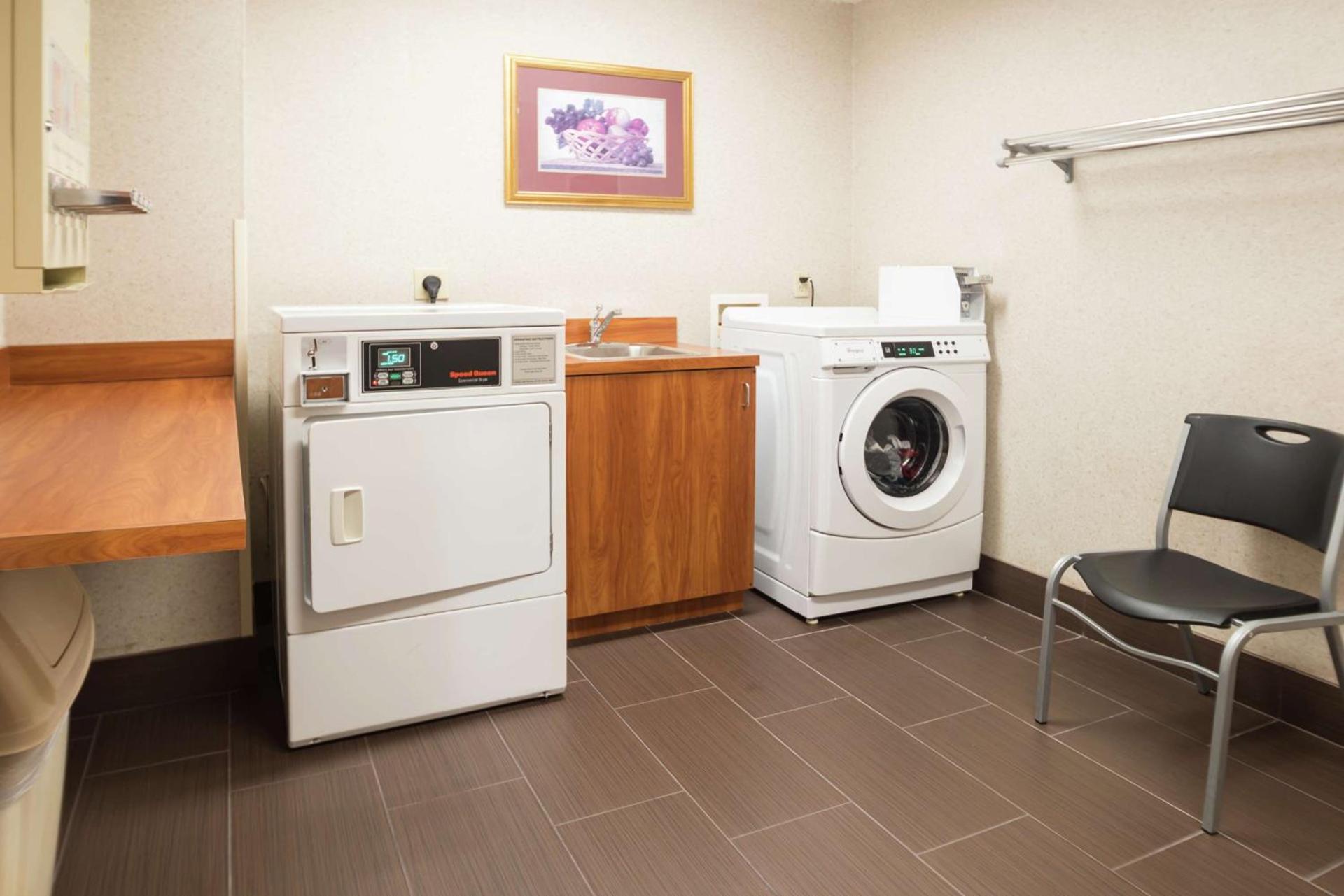 Hampton Inn Tulsa/Broken Arrow photo 40