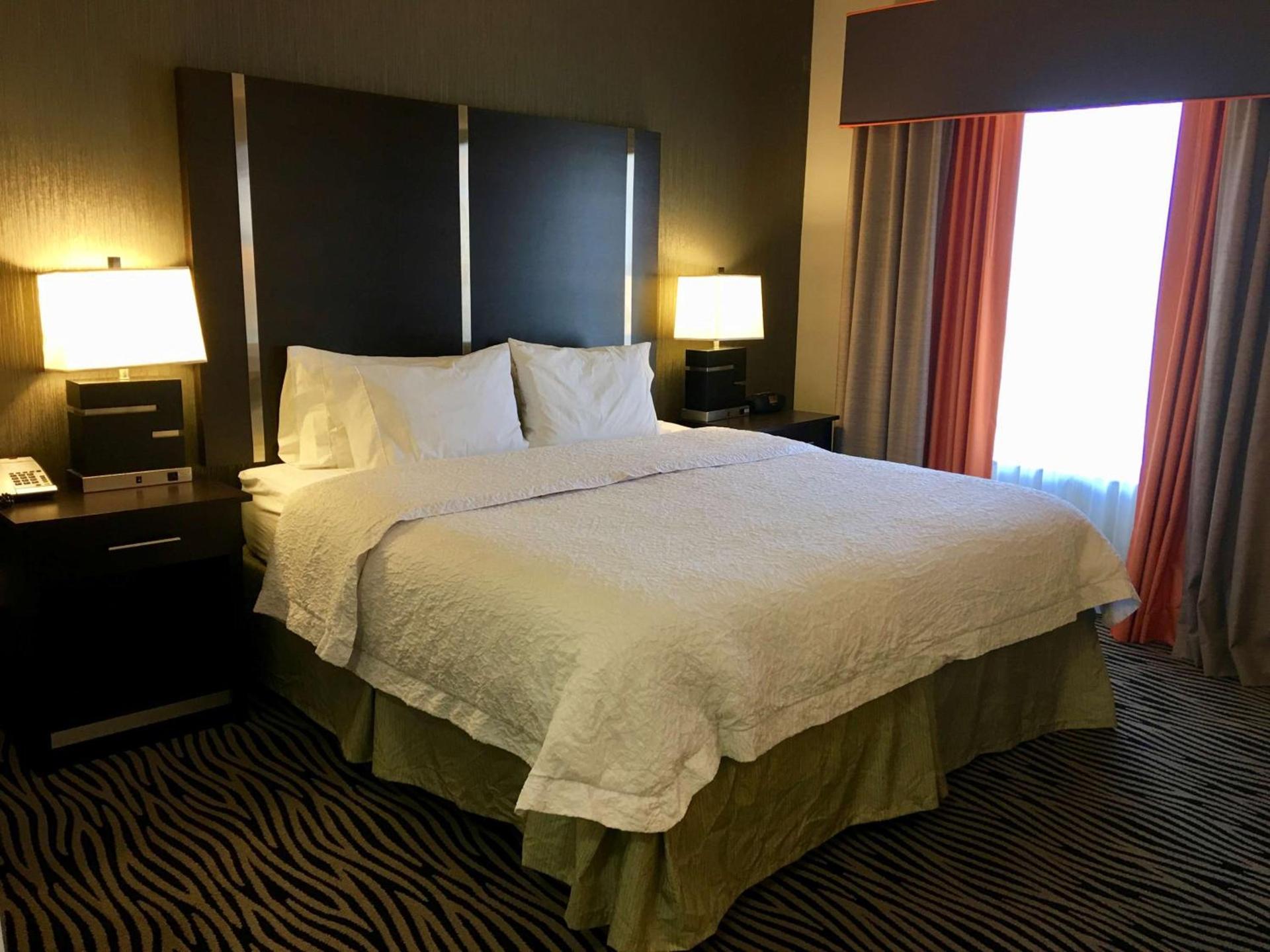 Hampton Inn and Suites Tulsa Central photo 21
