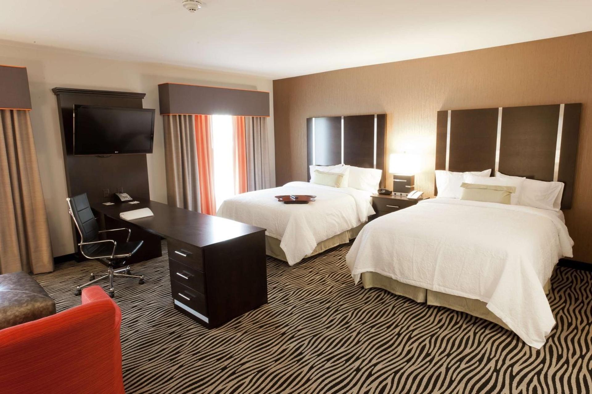 Hampton Inn and Suites Tulsa Central photo 22