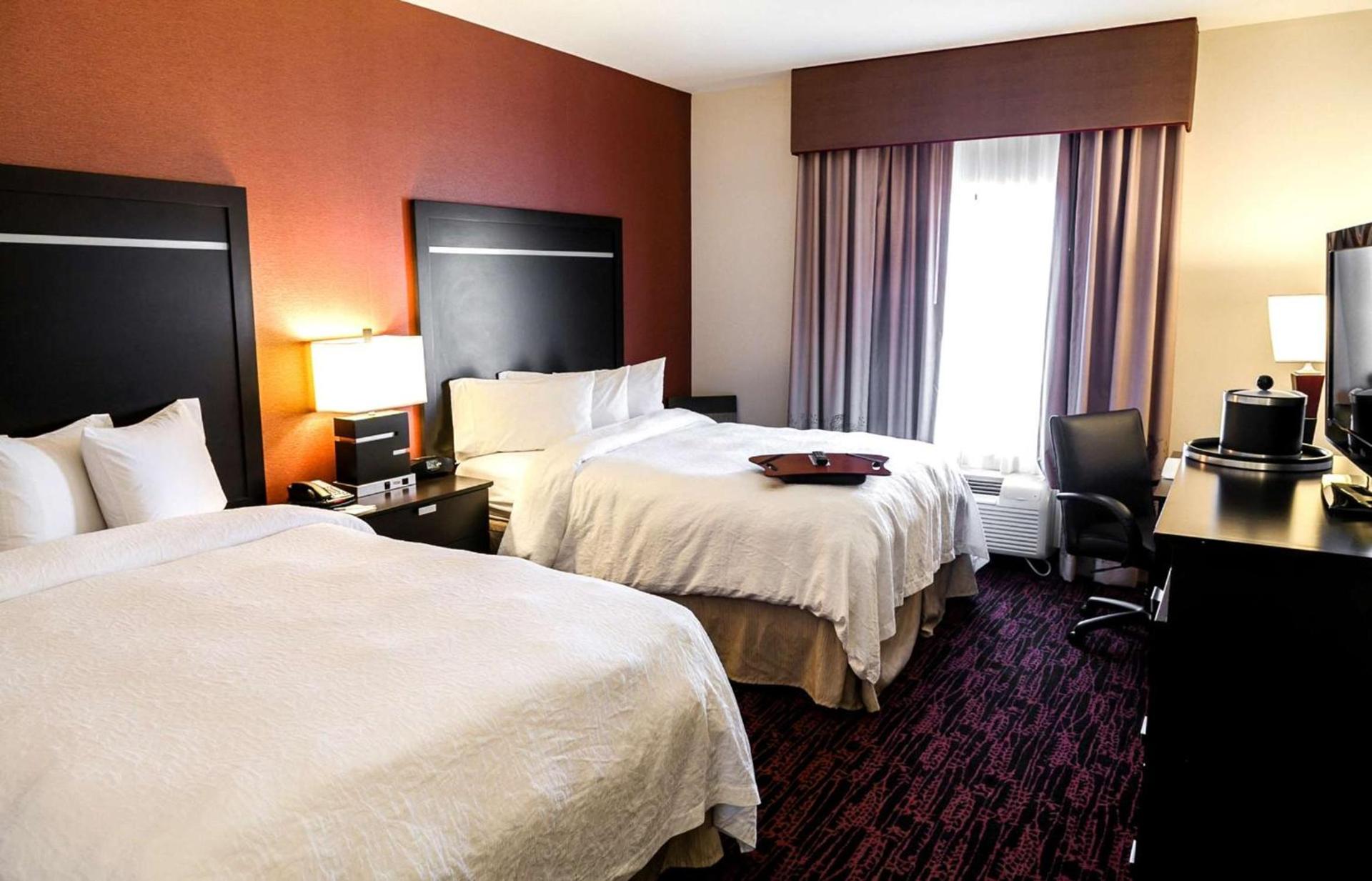 Hampton Inn and Suites Tulsa Central photo 25