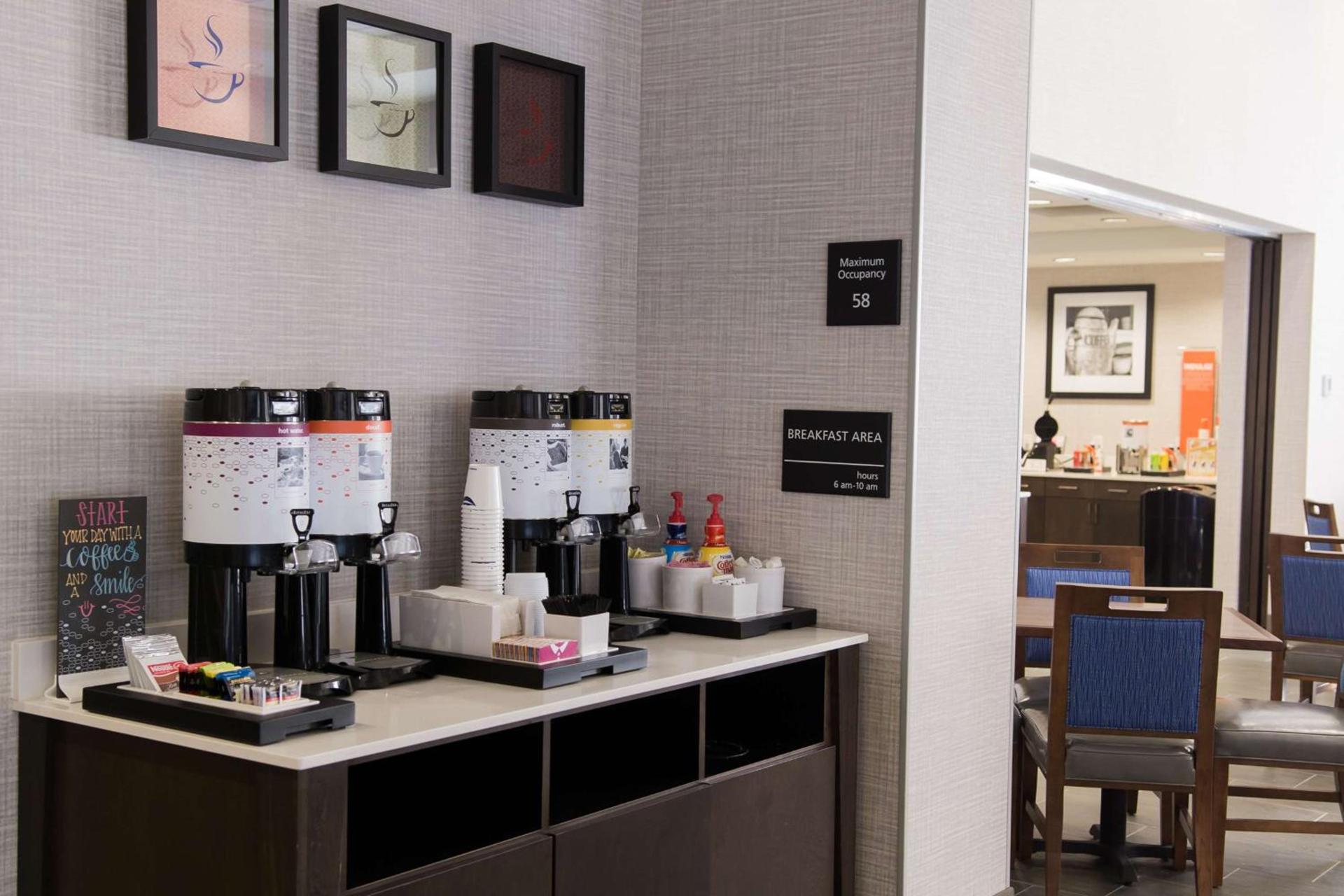 Hampton Inn & Suites Tulsa Downtown, Ok photo 14