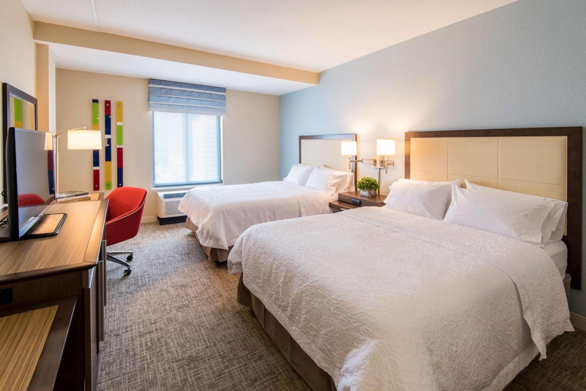 Hampton Inn & Suites Tulsa Downtown, Ok photo 27
