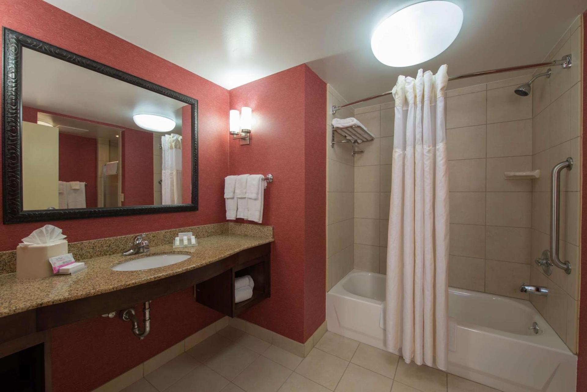 Hilton Garden Inn Tupelo photo 17