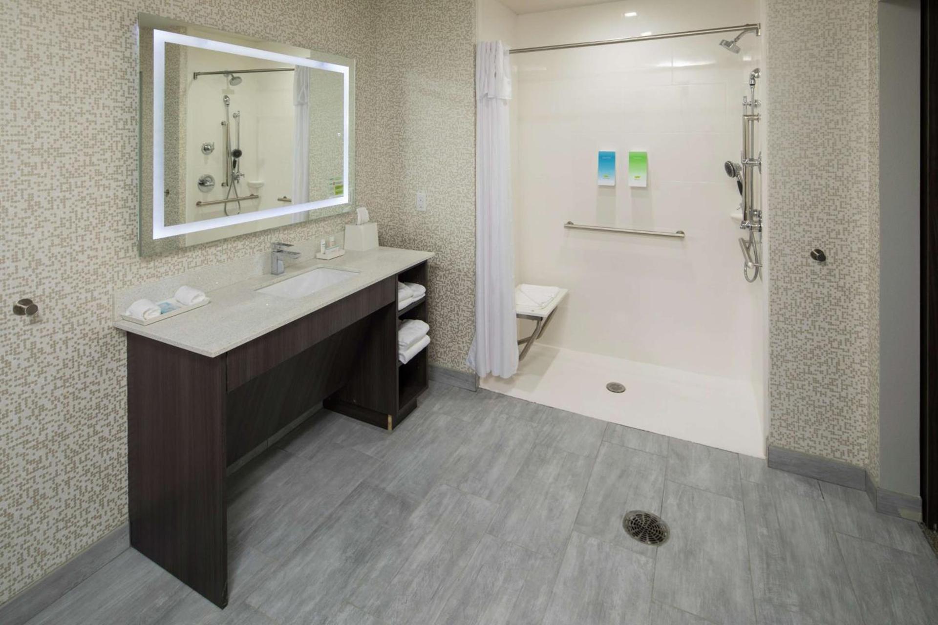 Home2 Suites by Hilton Owasso photo 11