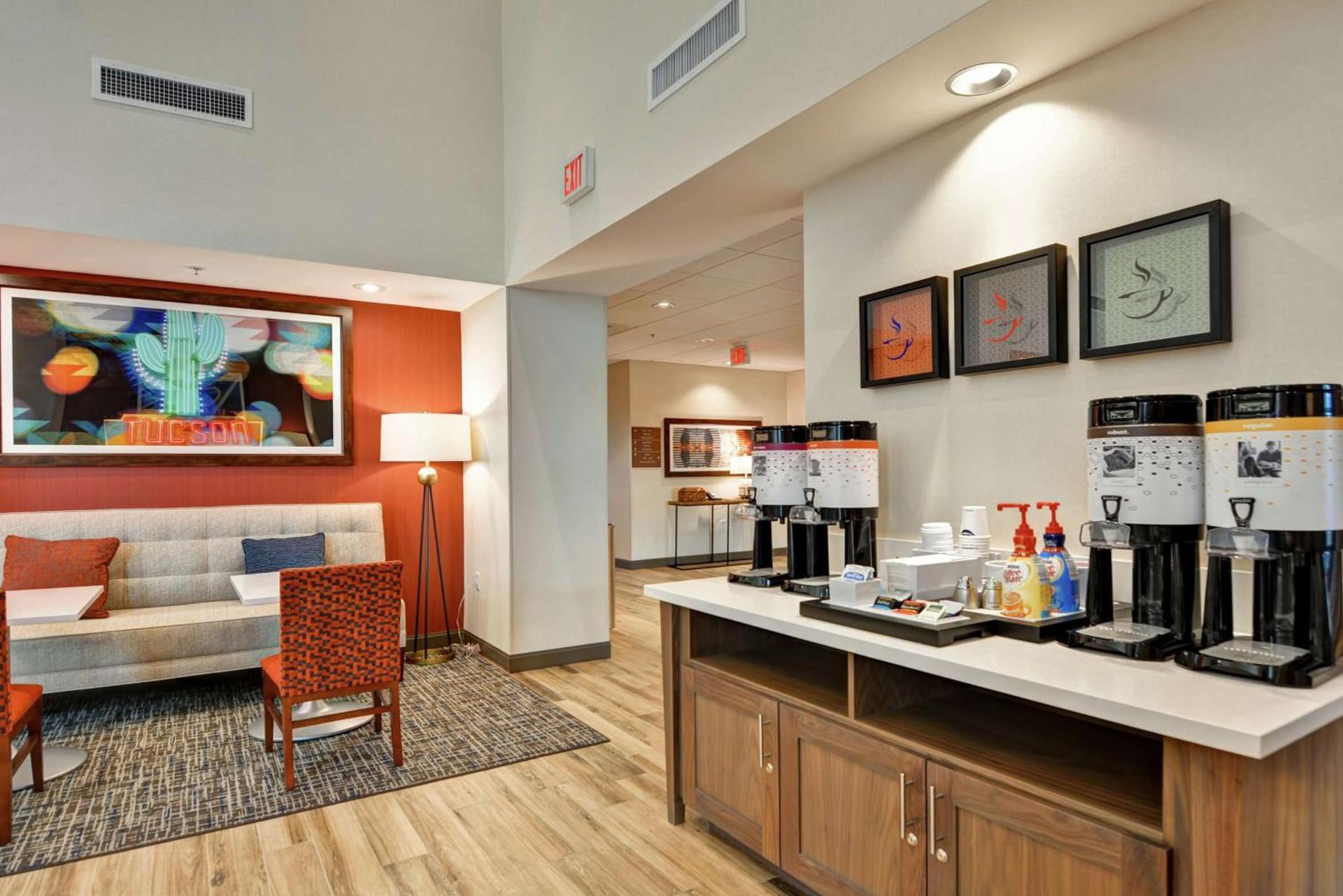Hampton Inn & Suites Tucson Marana photo 11