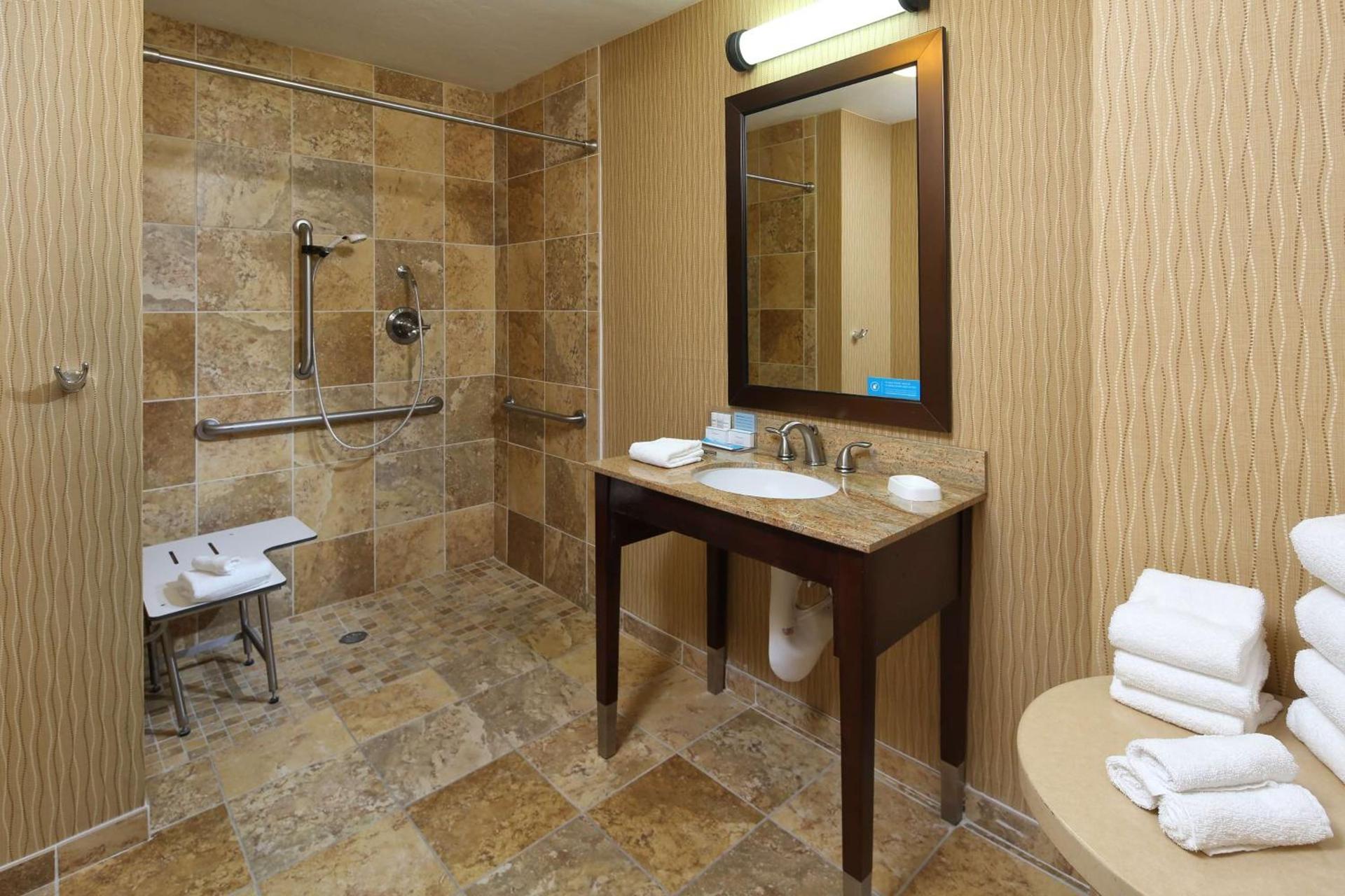 Hampton Inn & Suites Tucson Mall photo 37