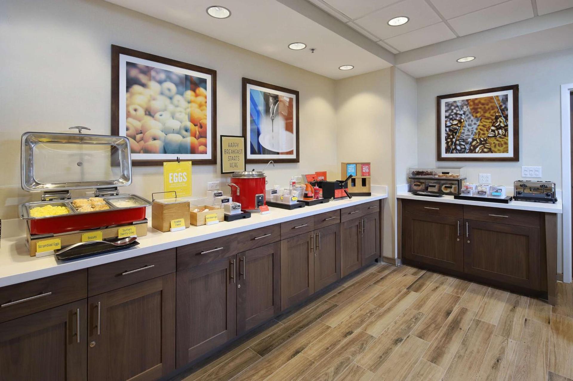 Hampton Inn Suites Tucson Tech Park photo 8