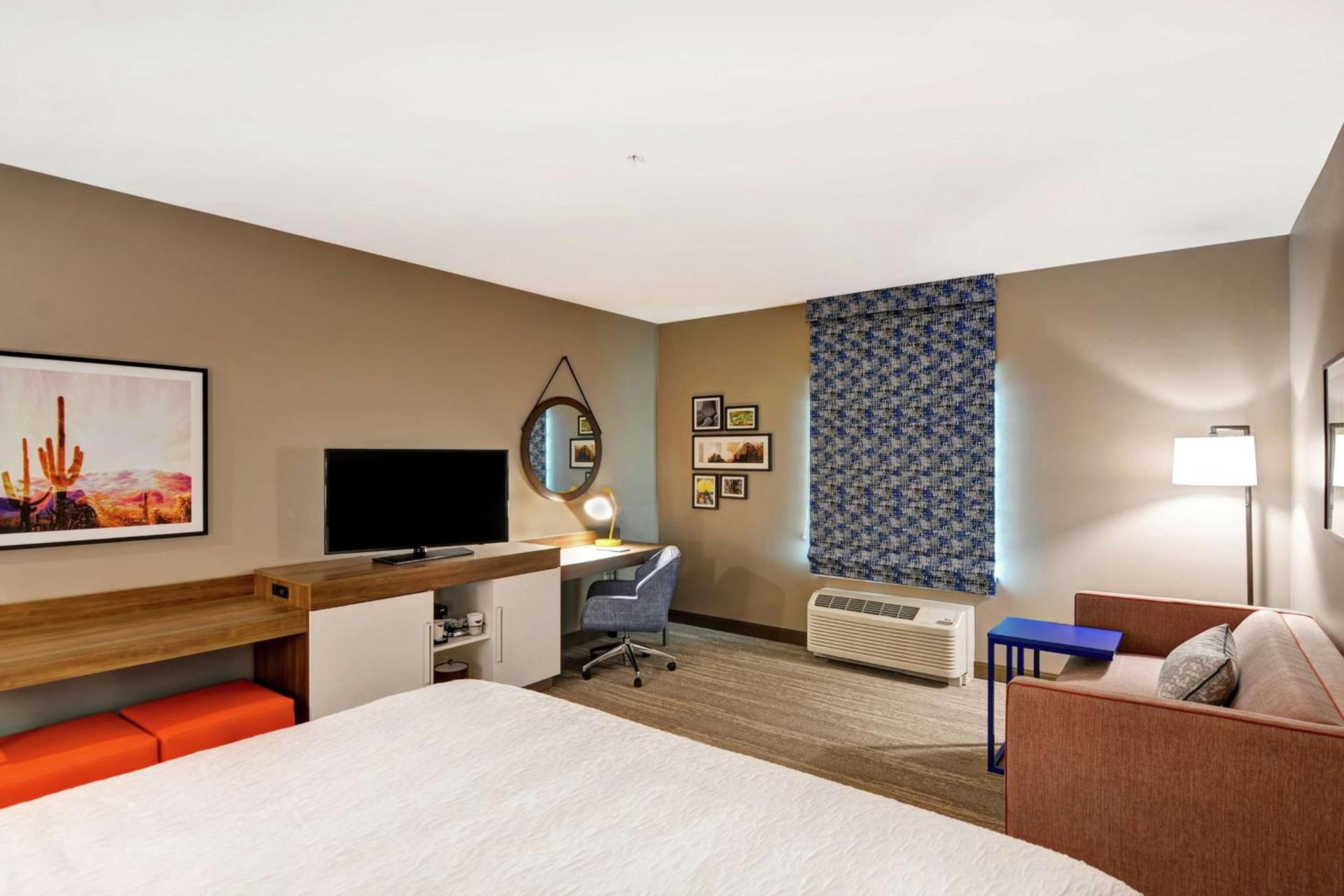 Hampton Inn Suites Tucson Tech Park photo 13