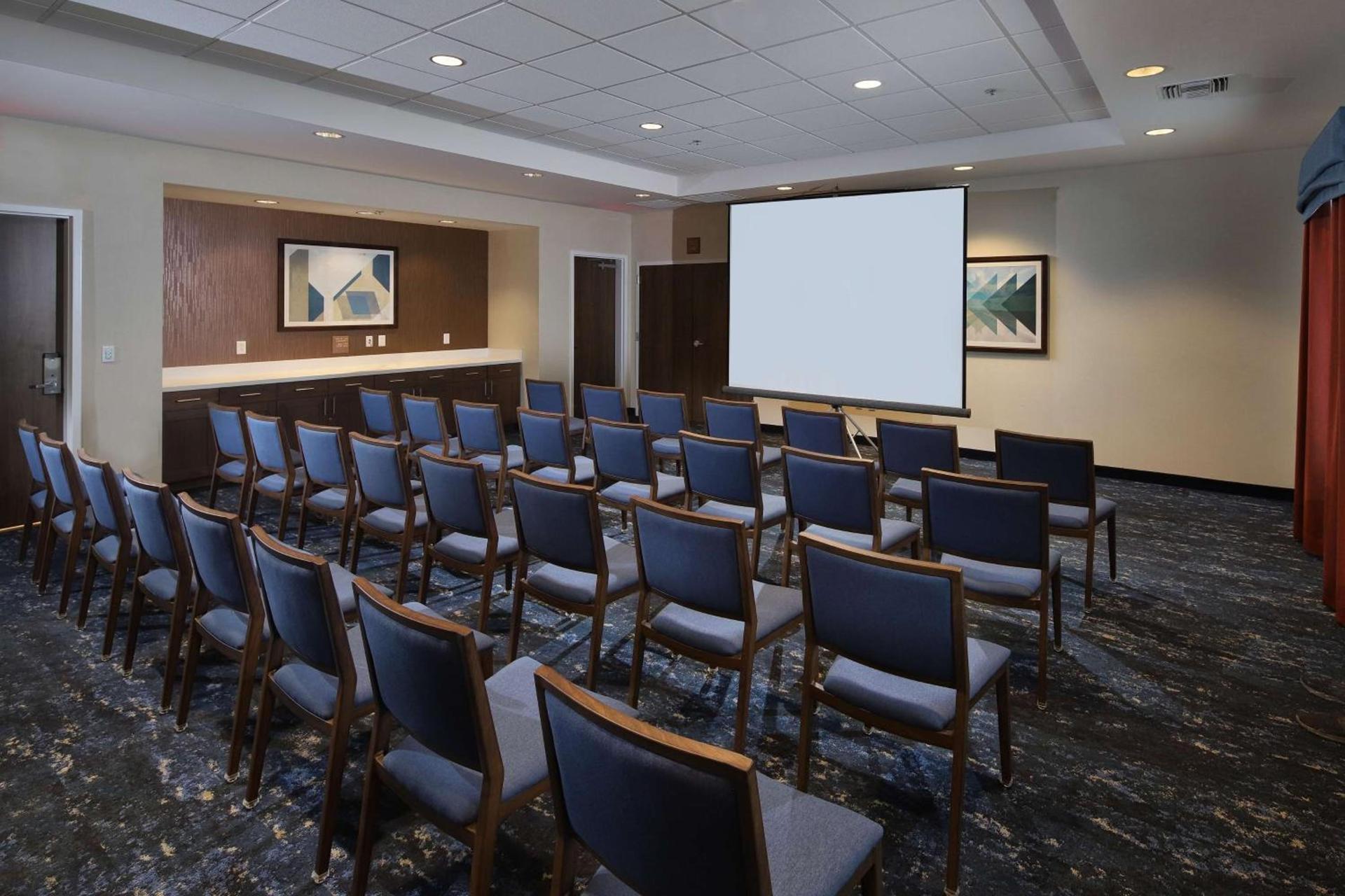 Hampton Inn Suites Tucson Tech Park photo 16