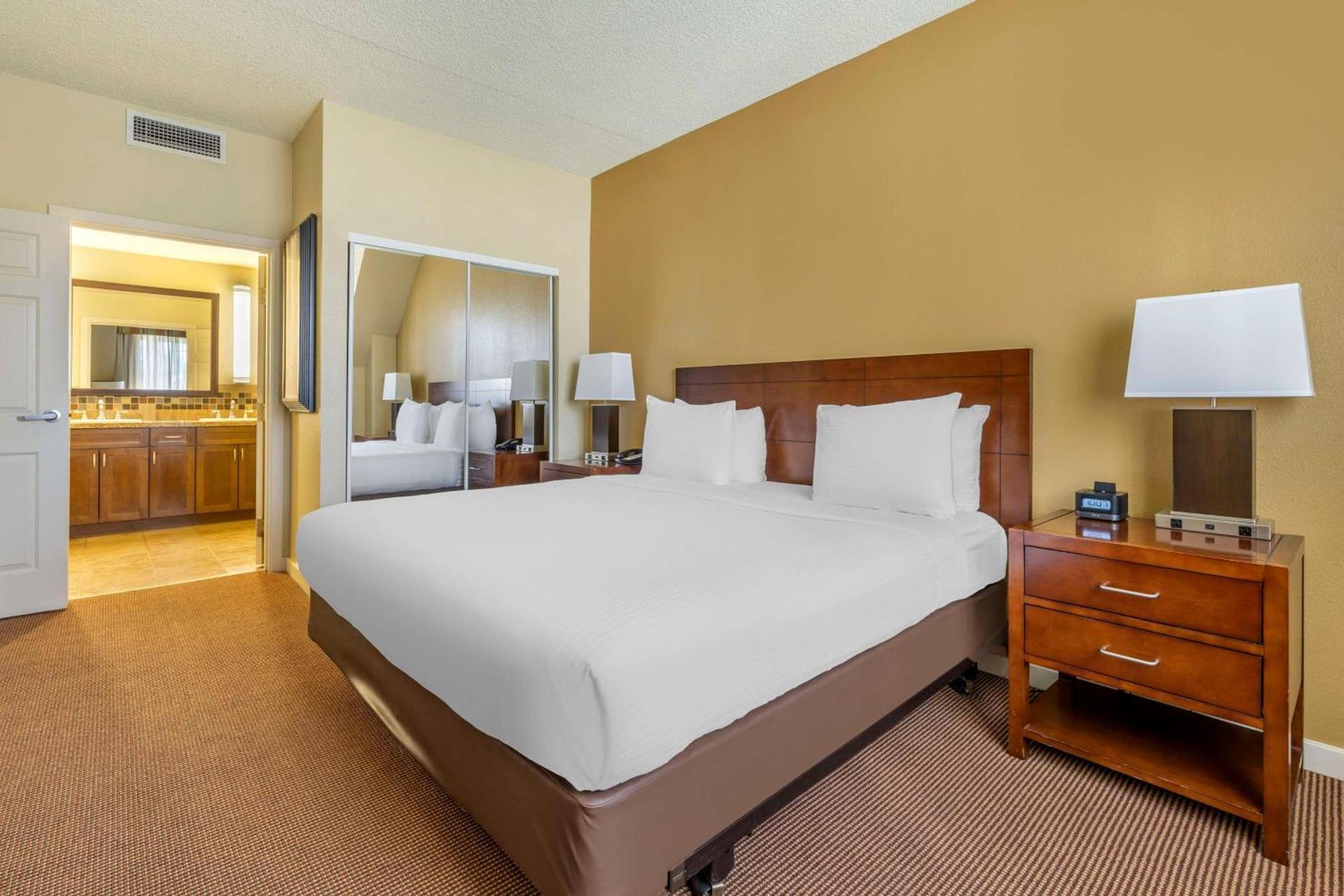 Hilton Vacation Club Lake Tahoe Resort South photo 17