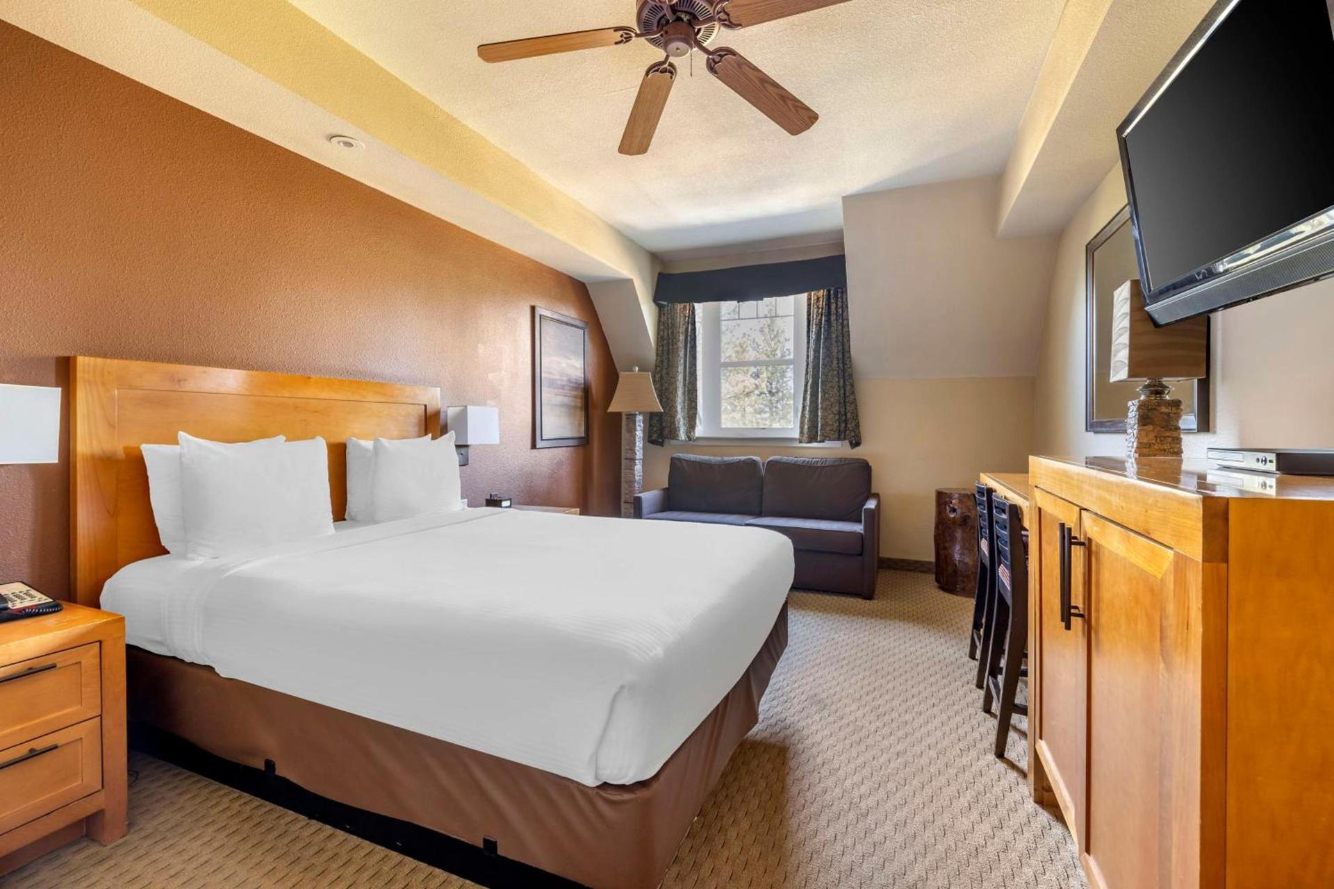 Hilton Vacation Club Lake Tahoe Resort South photo 25