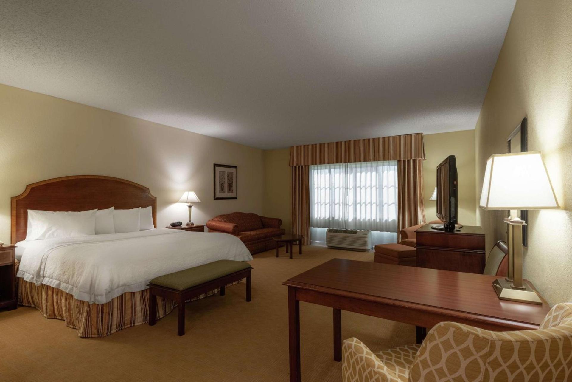 Hampton Inn & Suites - Vicksburg photo 67