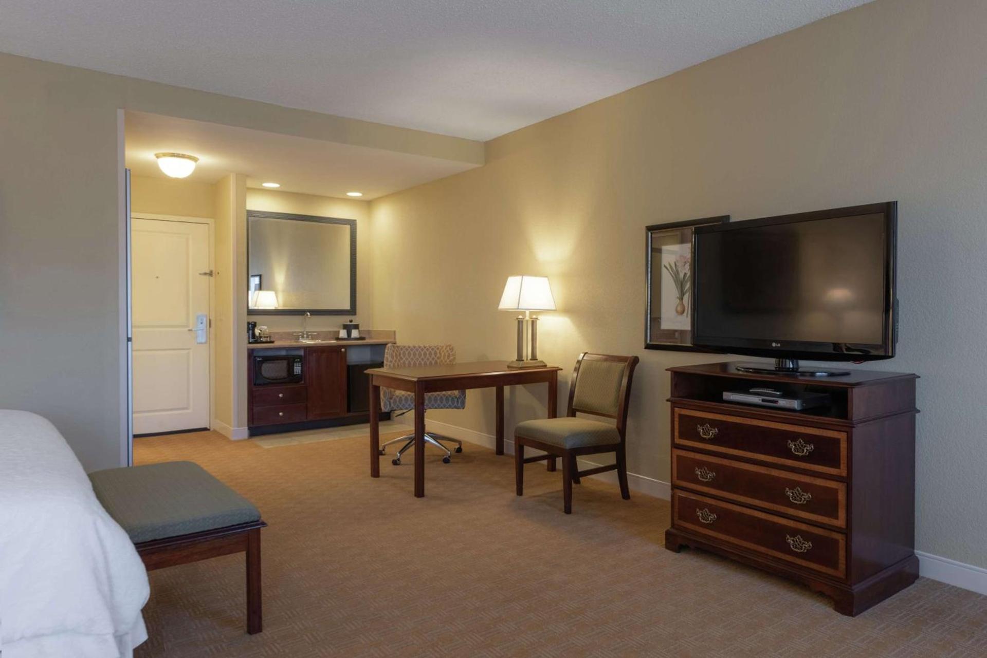 Hampton Inn & Suites - Vicksburg photo 64