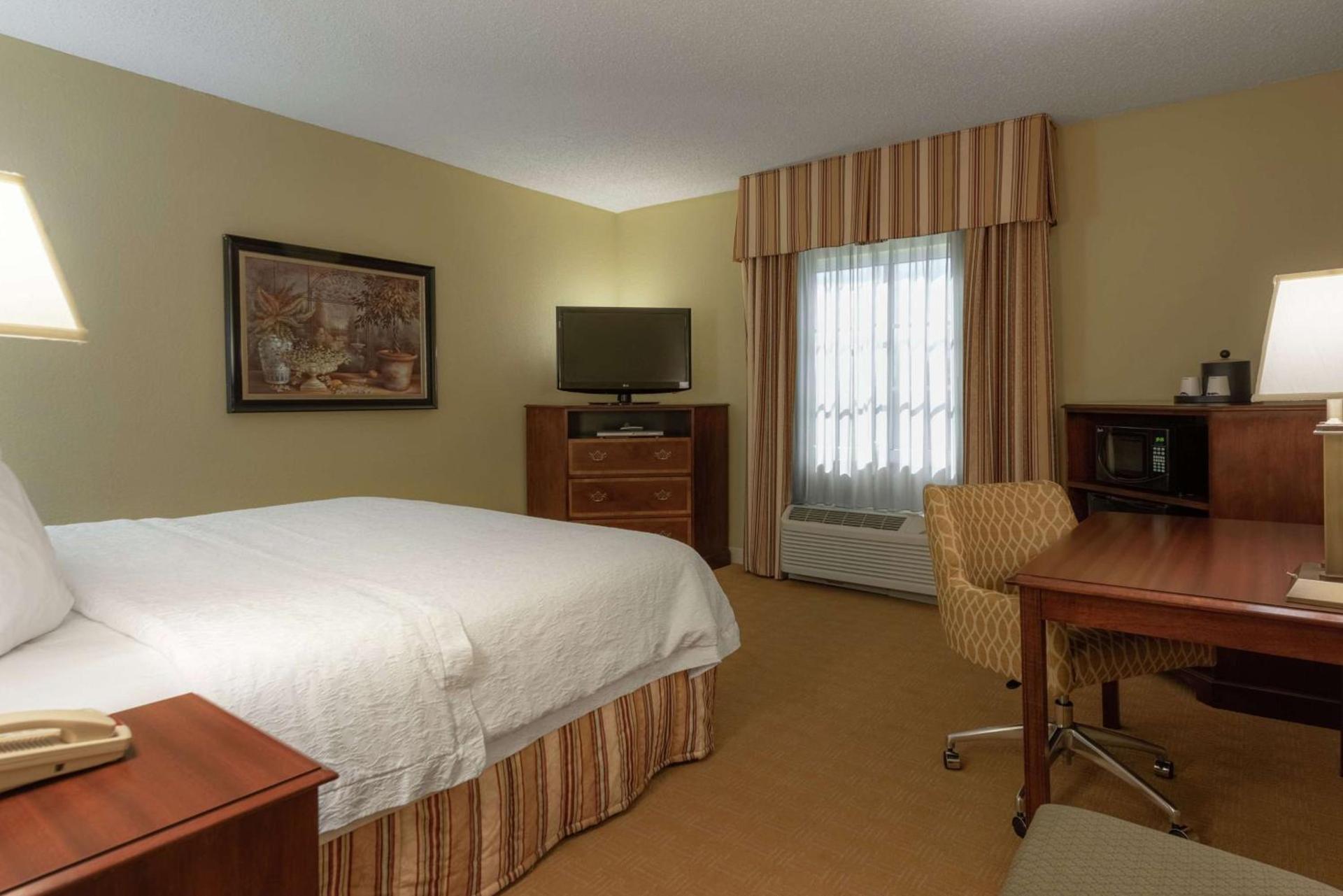 Hampton Inn & Suites - Vicksburg photo 69