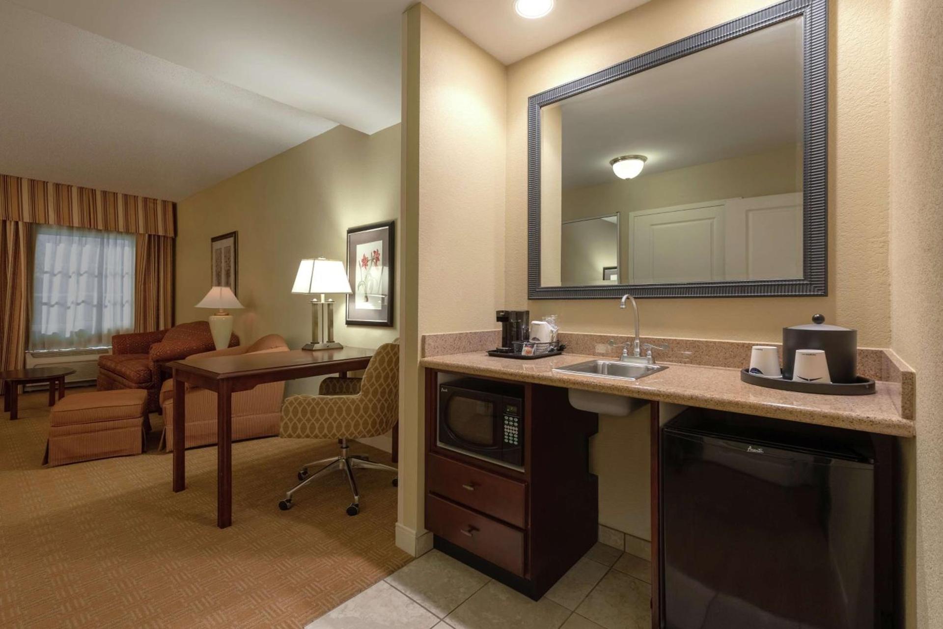 Hampton Inn & Suites - Vicksburg photo 80