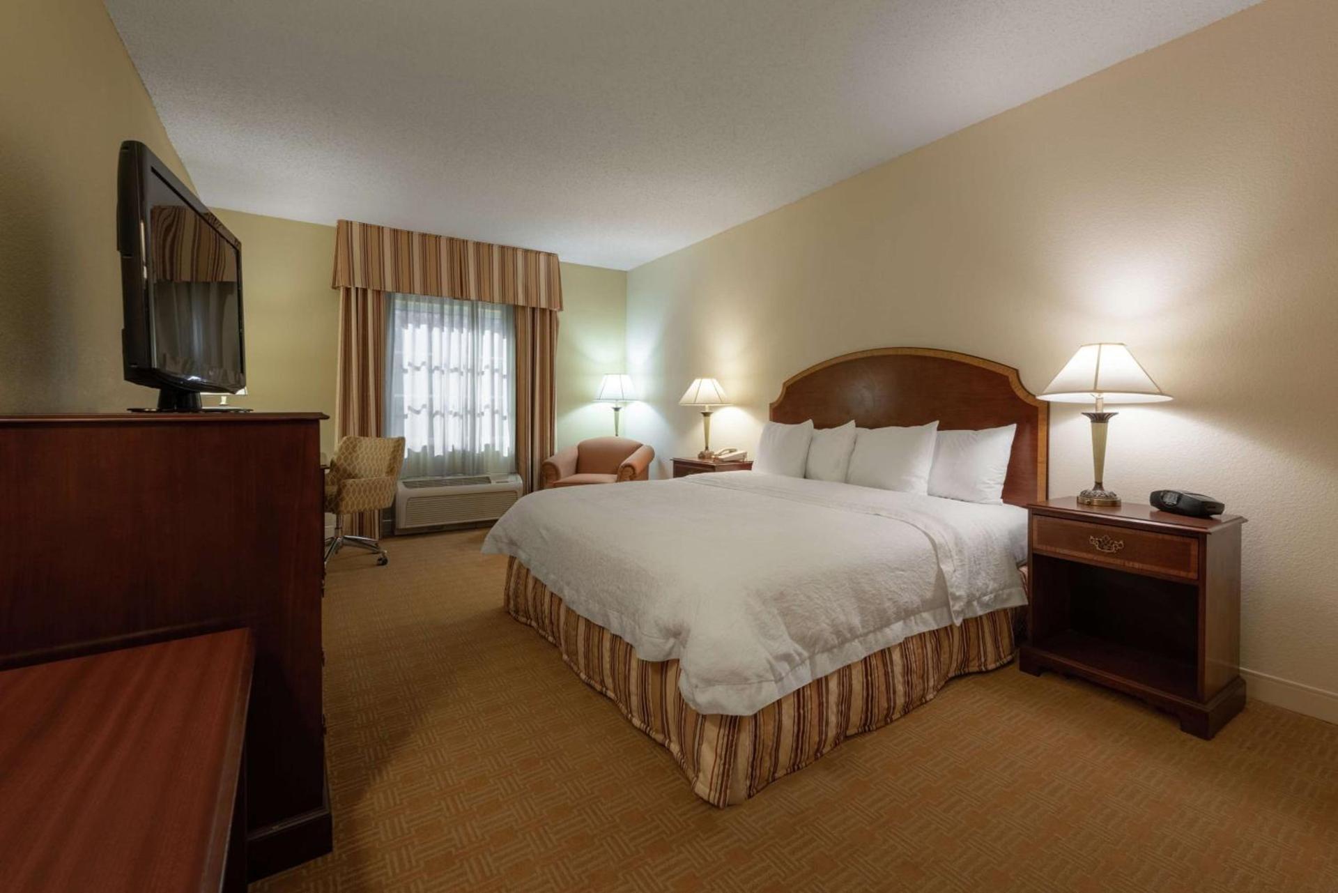 Hampton Inn & Suites - Vicksburg photo 89