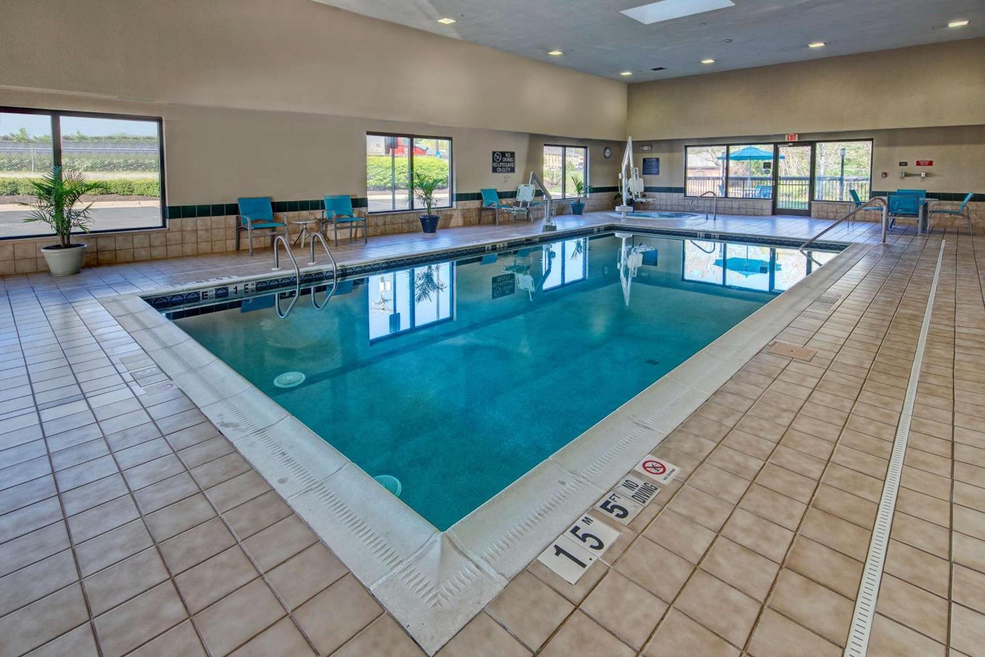 Hampton Inn Dumfries/Quantico photo 11