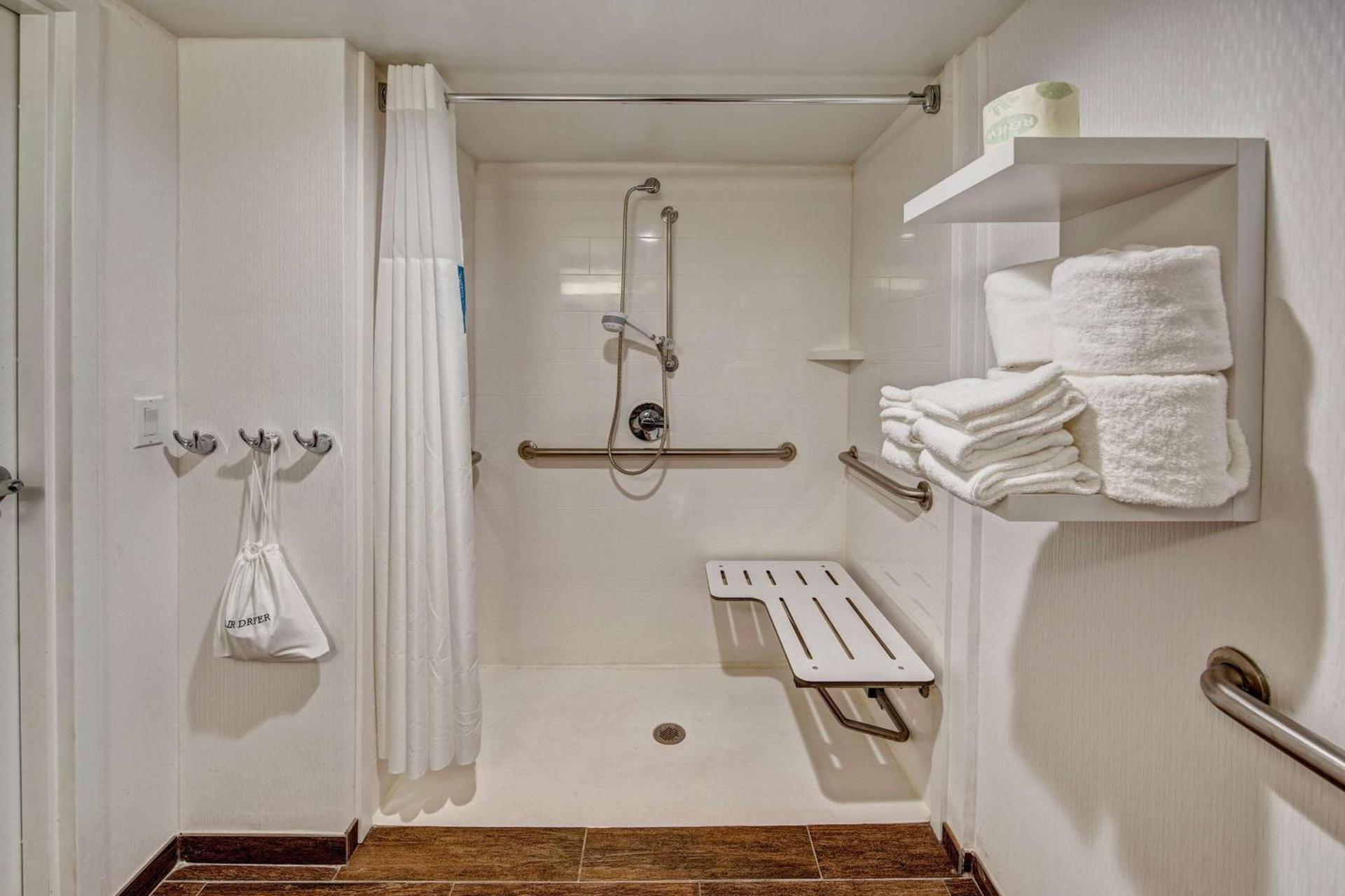 Hampton Inn Dumfries/Quantico photo 15