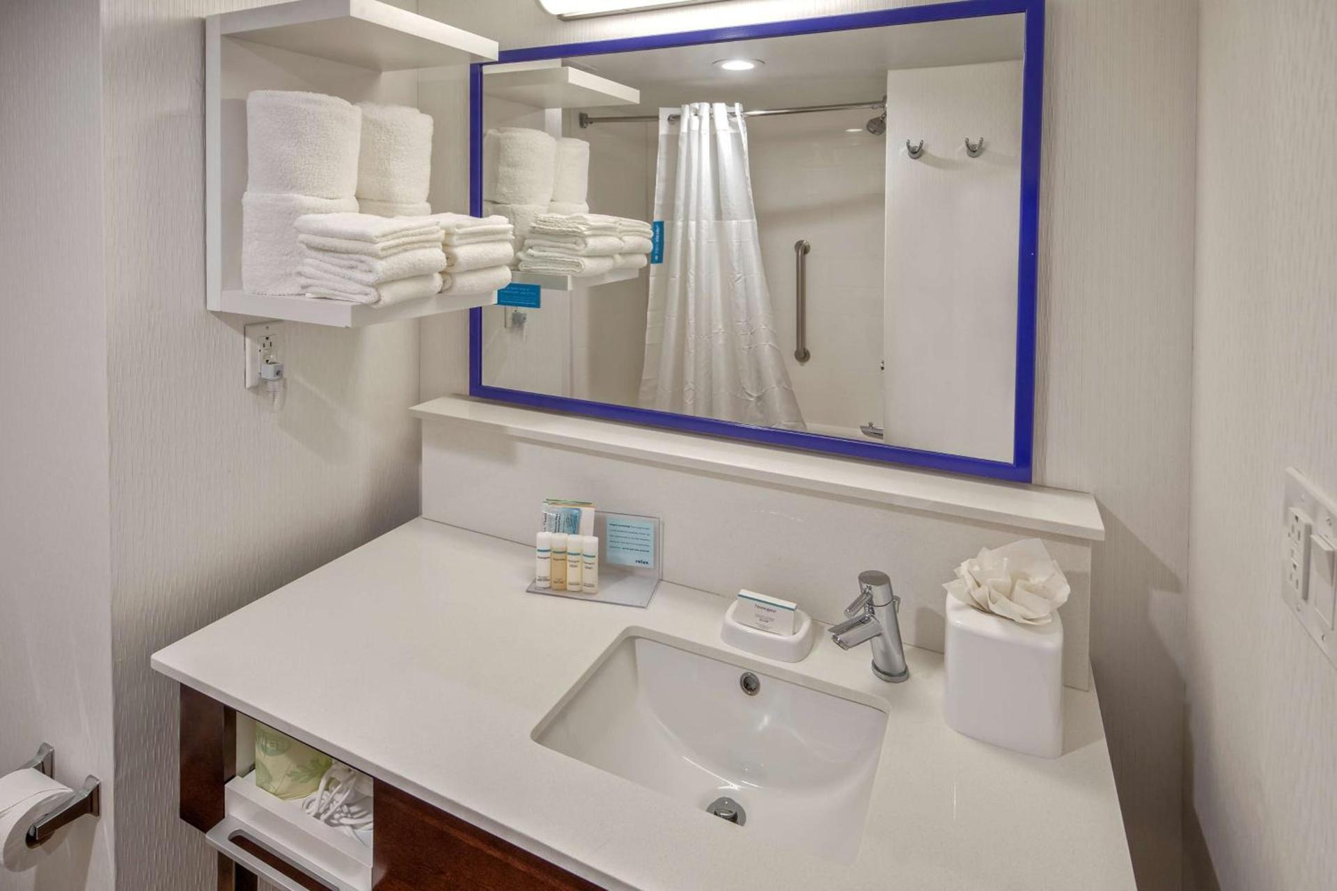 Hampton Inn Dumfries/Quantico photo 29