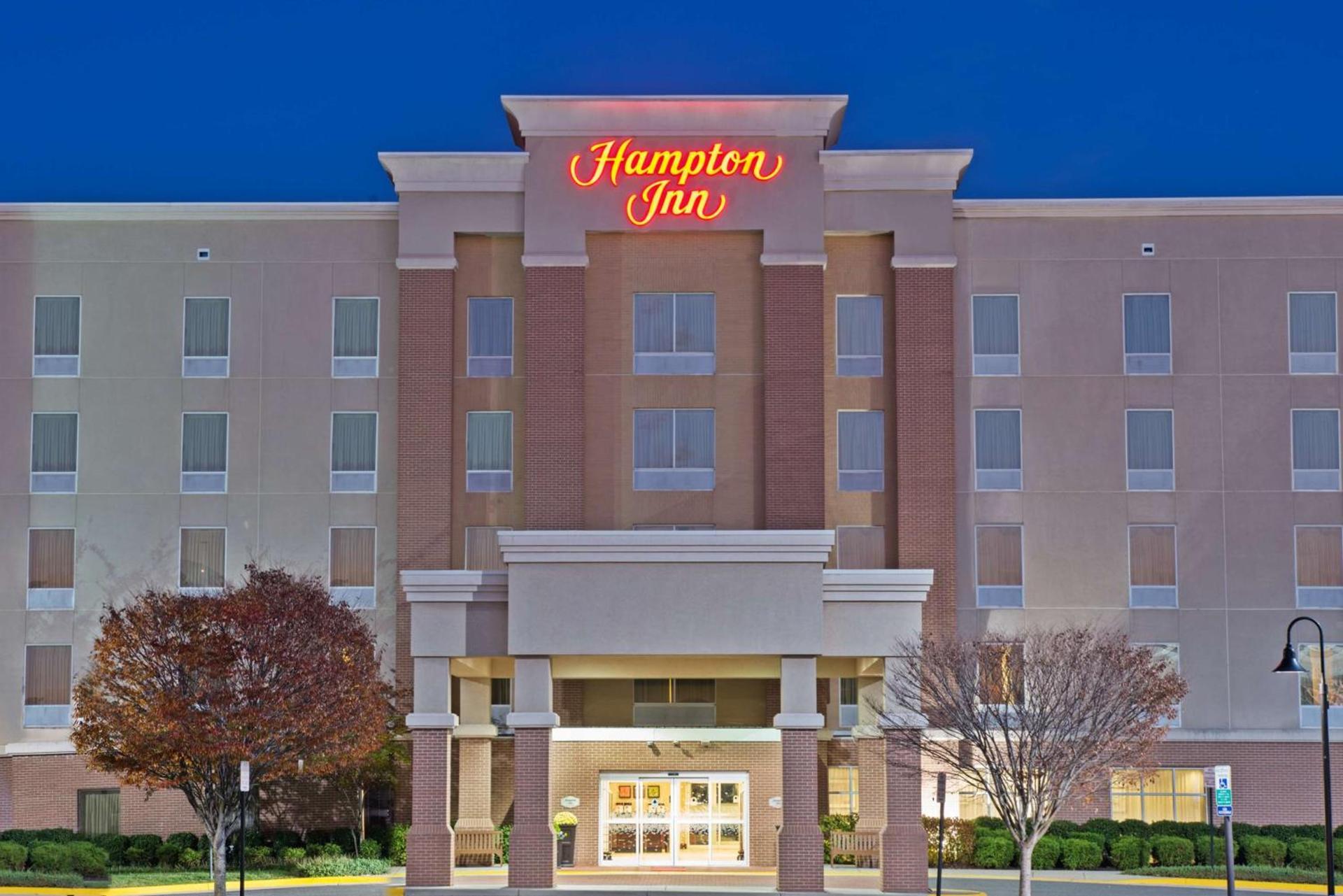 Hampton Inn Gainesville-Haymarket photo 1