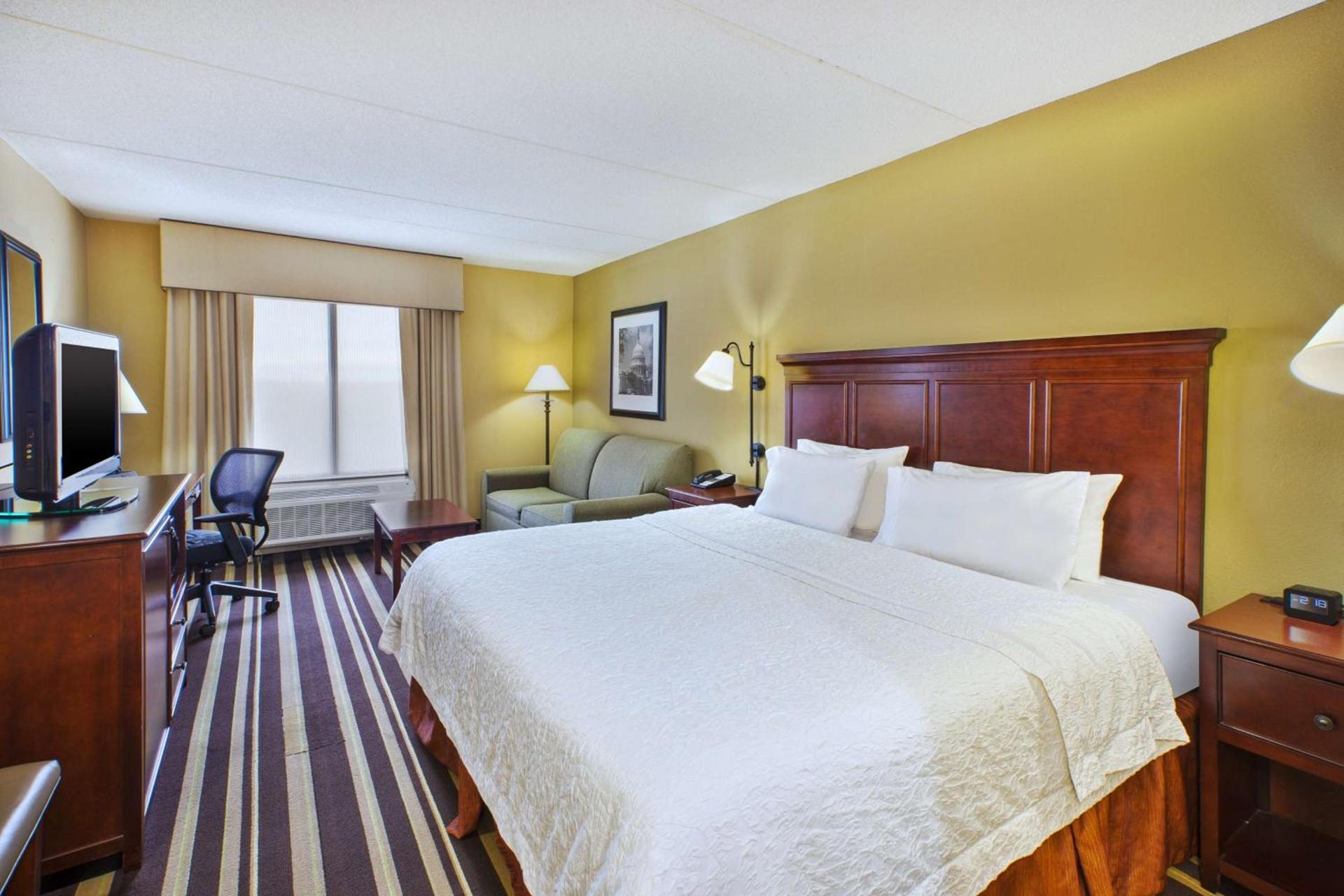 Hampton Inn Washington-Dulles International Airport South photo 25