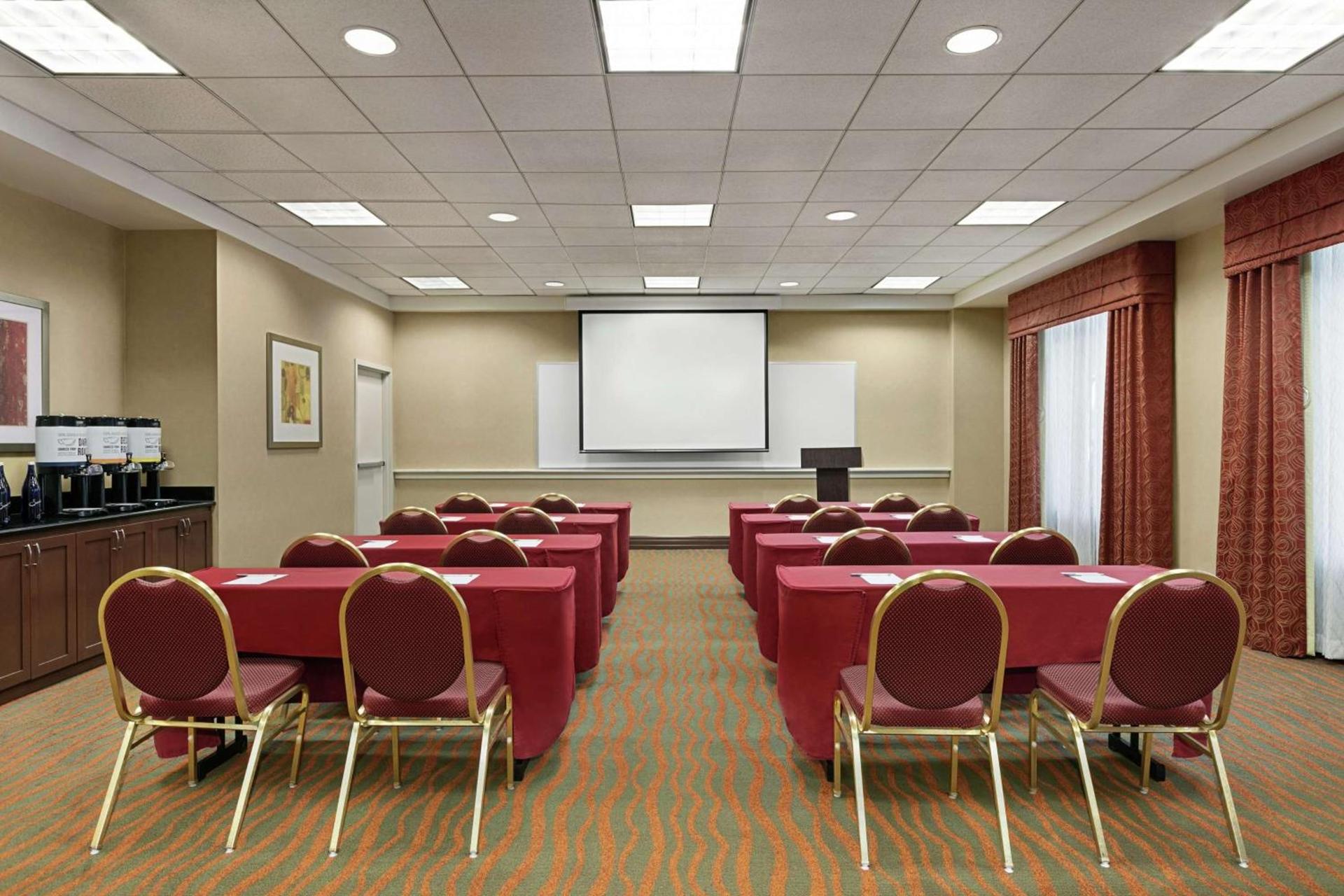 Hampton Inn Washington-Dulles International Airport South photo 27