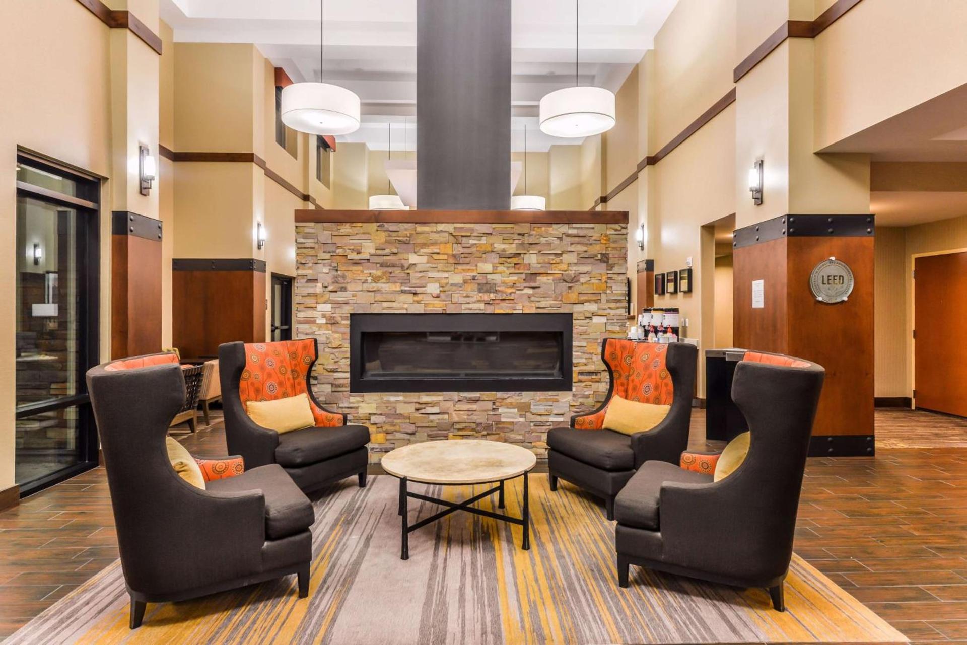 Hampton Inn & Suites Boulder North photo 8