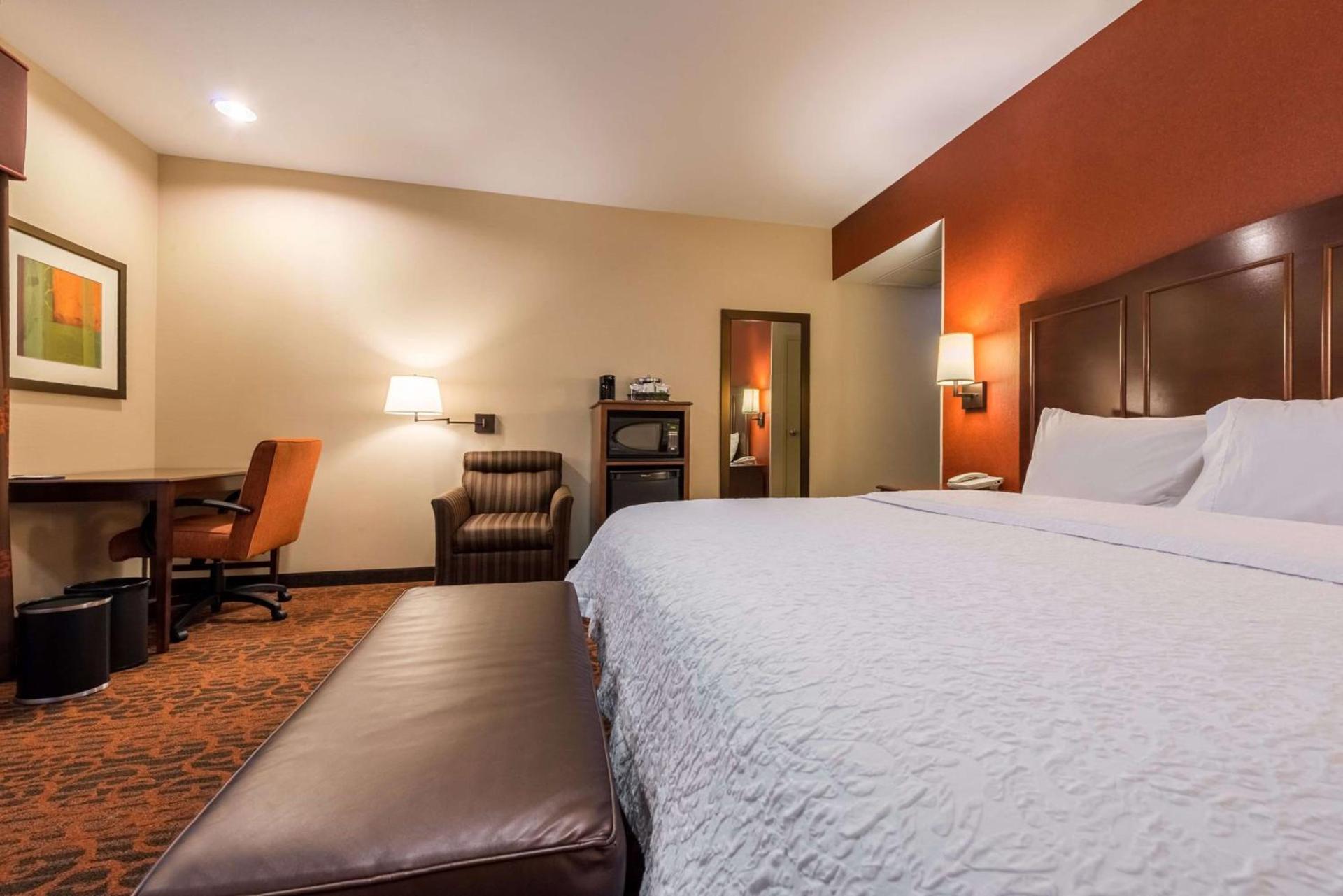 Hampton Inn & Suites Boulder North photo 22