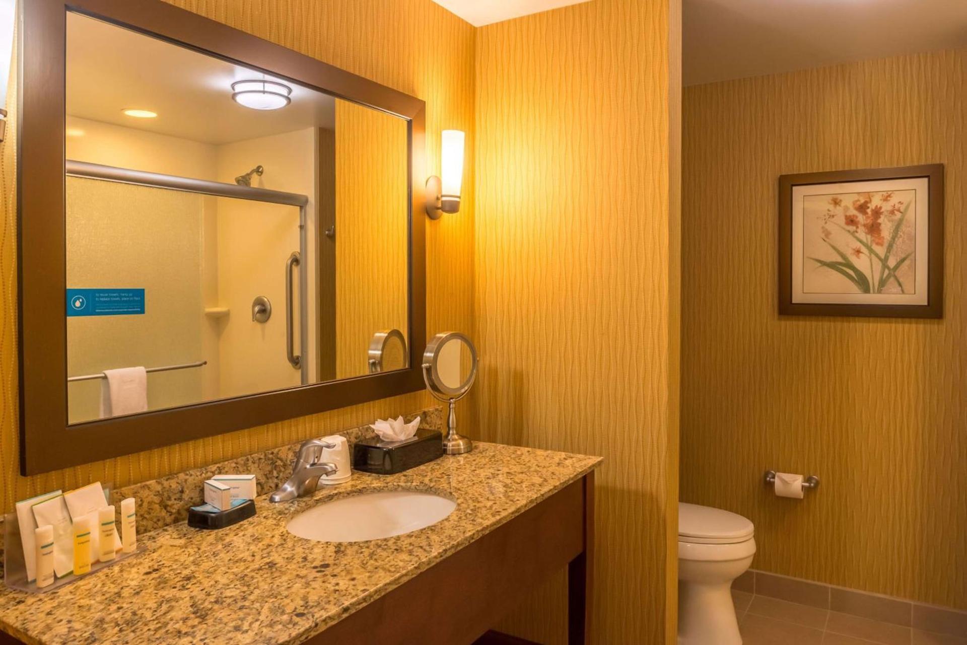 Hampton Inn & Suites Boulder North photo 24