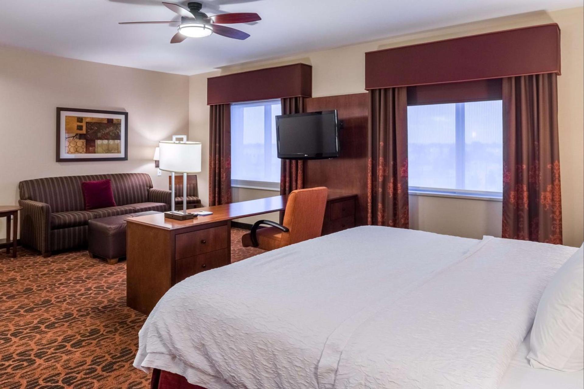 Hampton Inn & Suites Boulder North photo 25