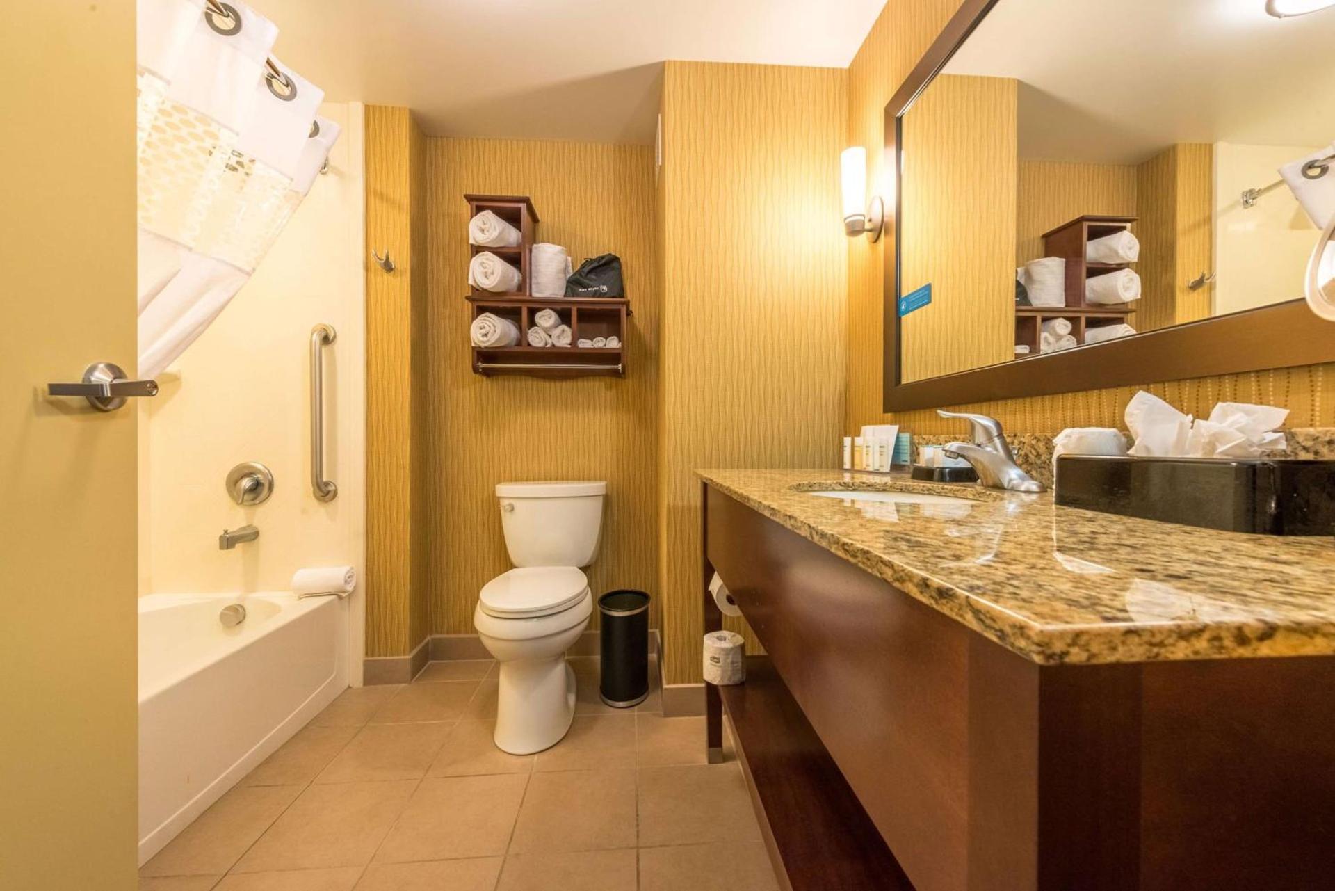 Hampton Inn & Suites Boulder North photo 26