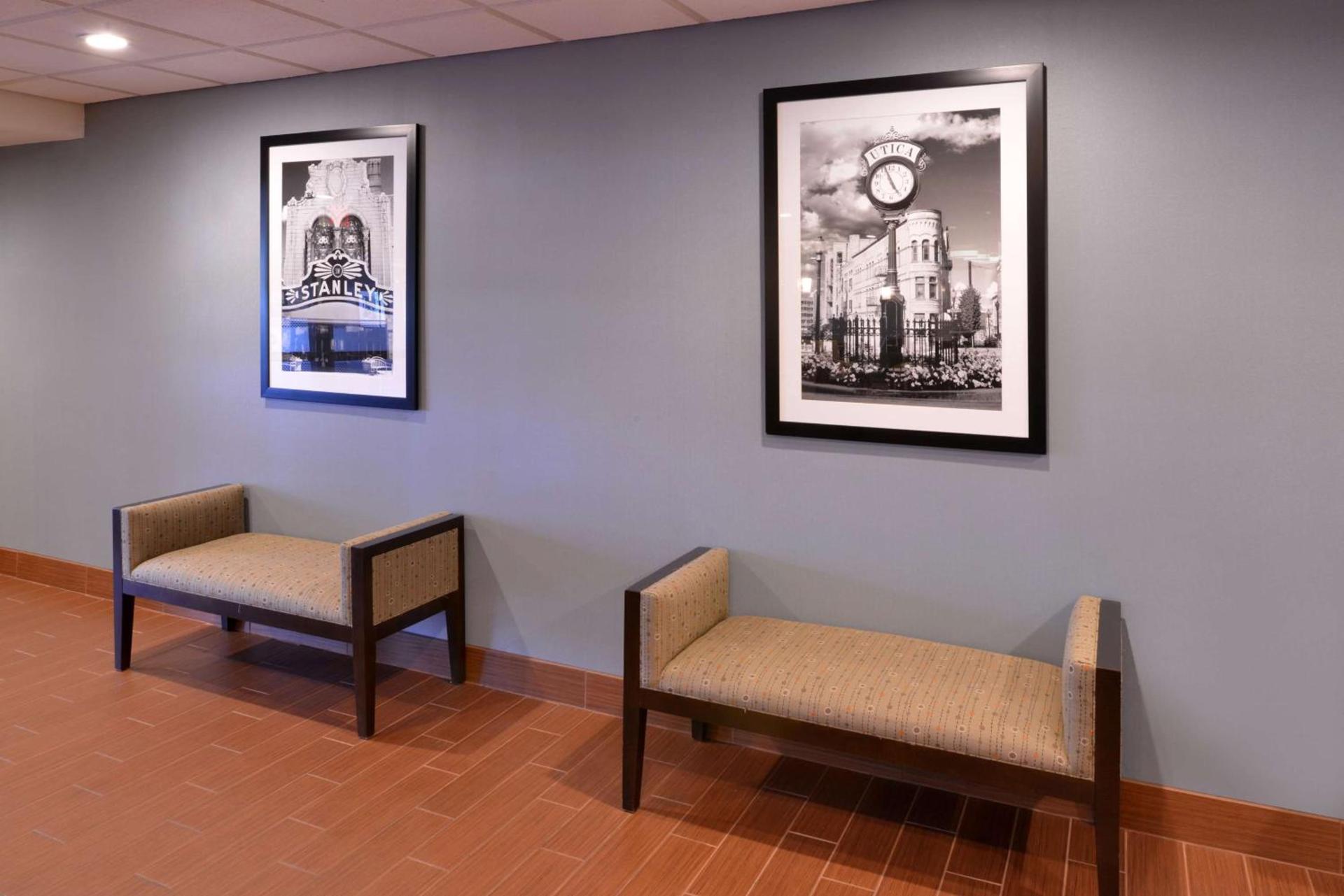 Hampton Inn Utica photo 6