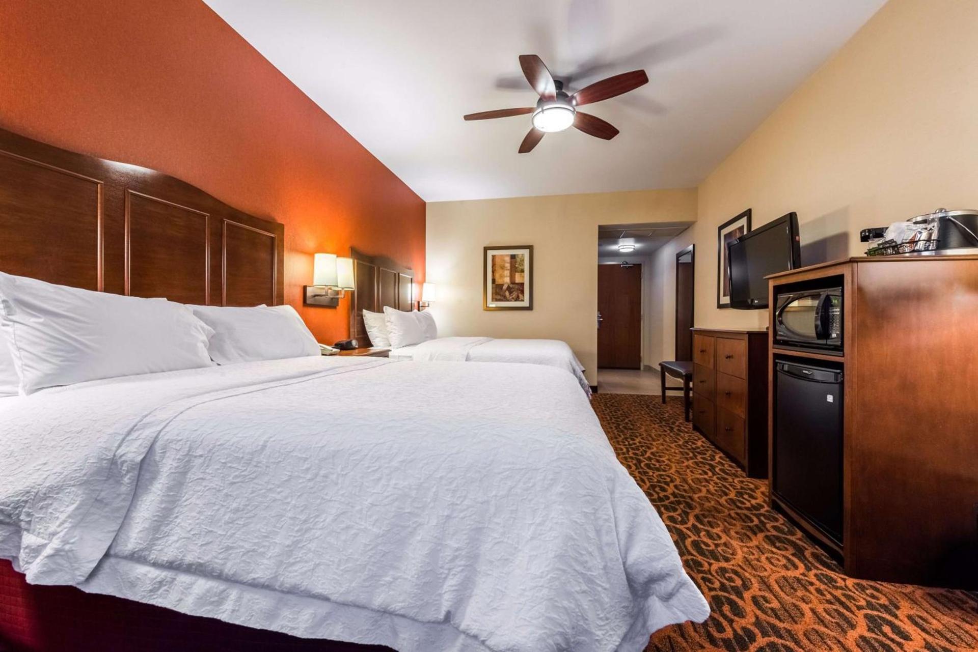 Hampton Inn & Suites Boulder North photo 47