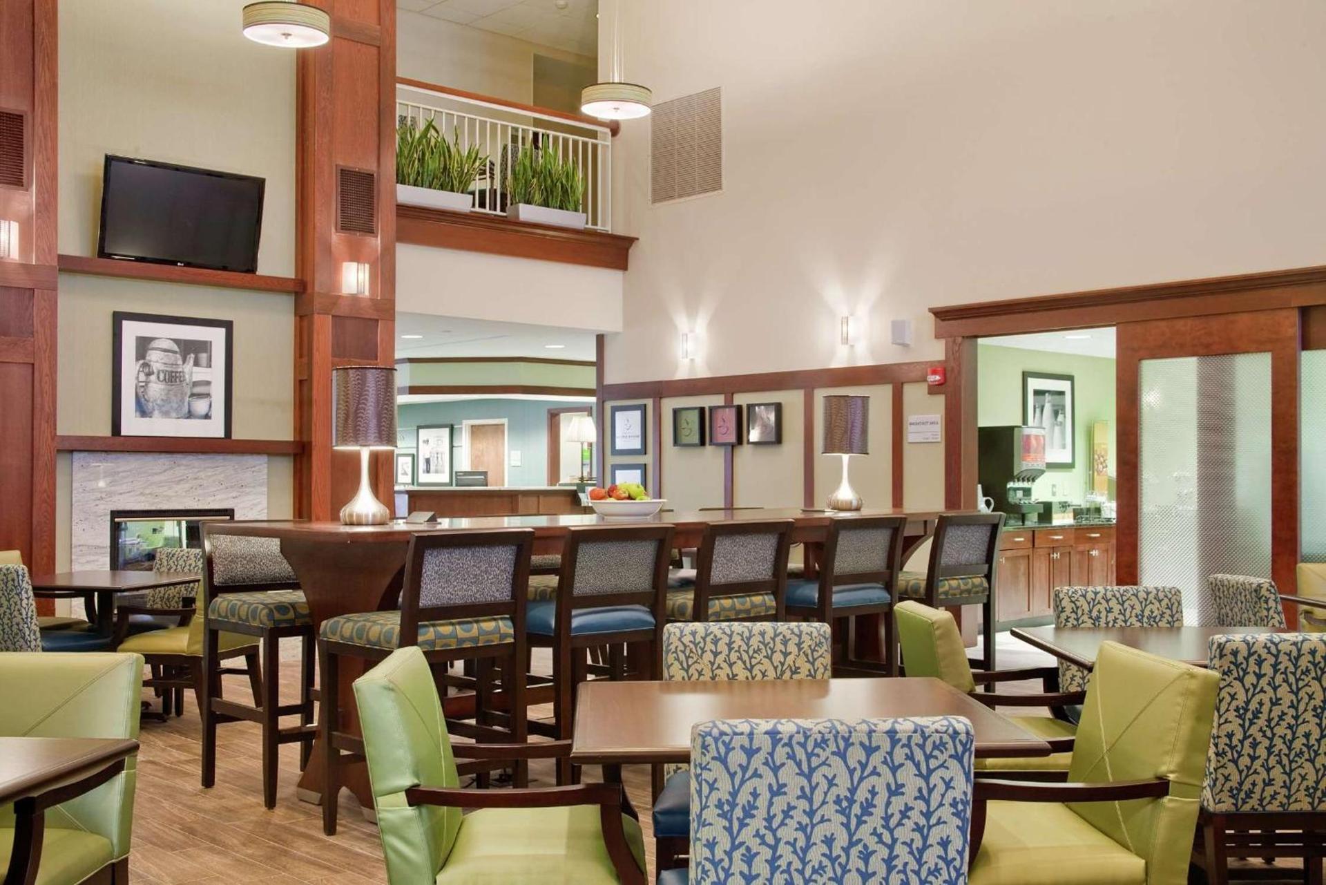 Hampton Inn & Suites Providence-Warwick Airport photo 5