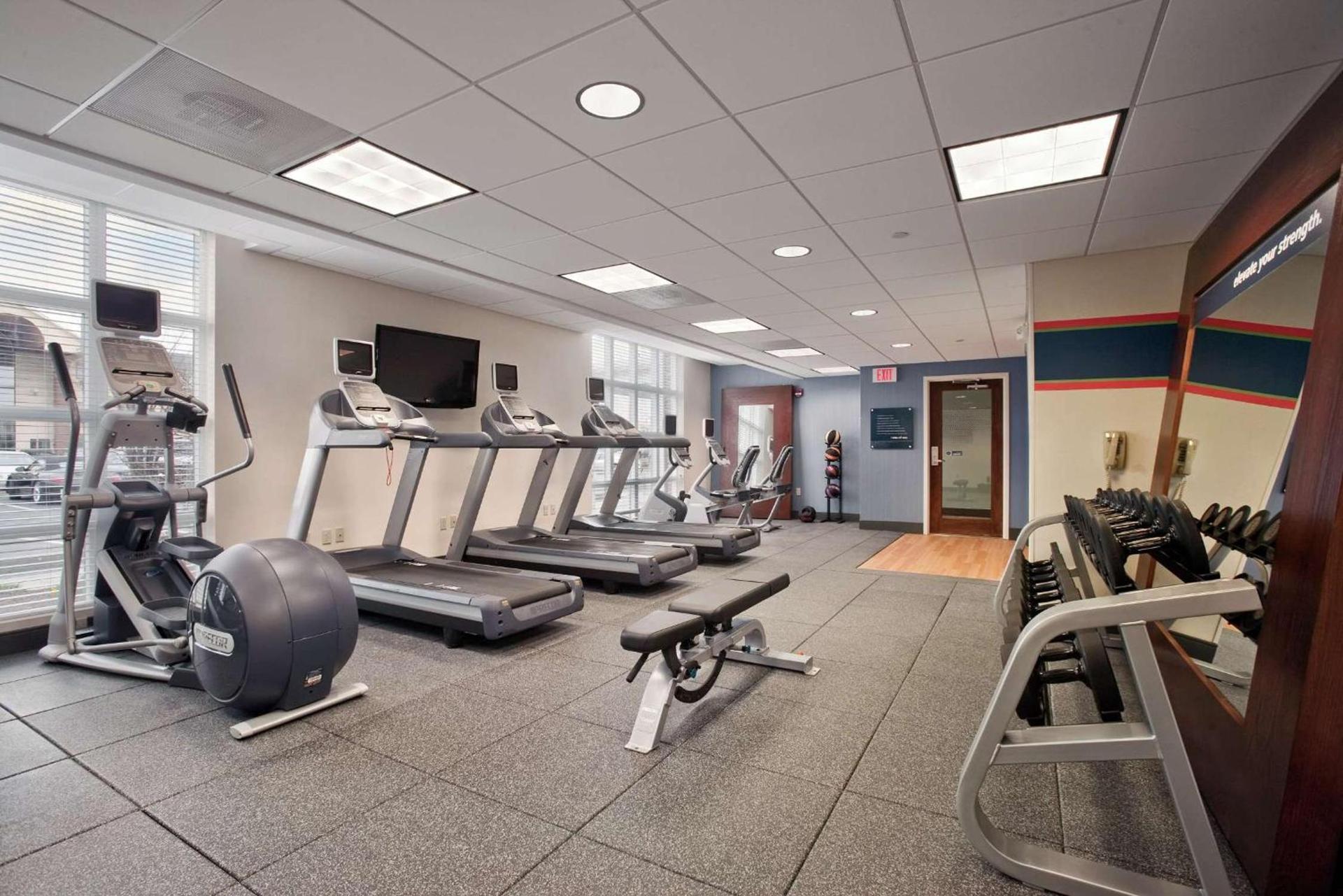 Hampton Inn & Suites Providence-Warwick Airport photo 9