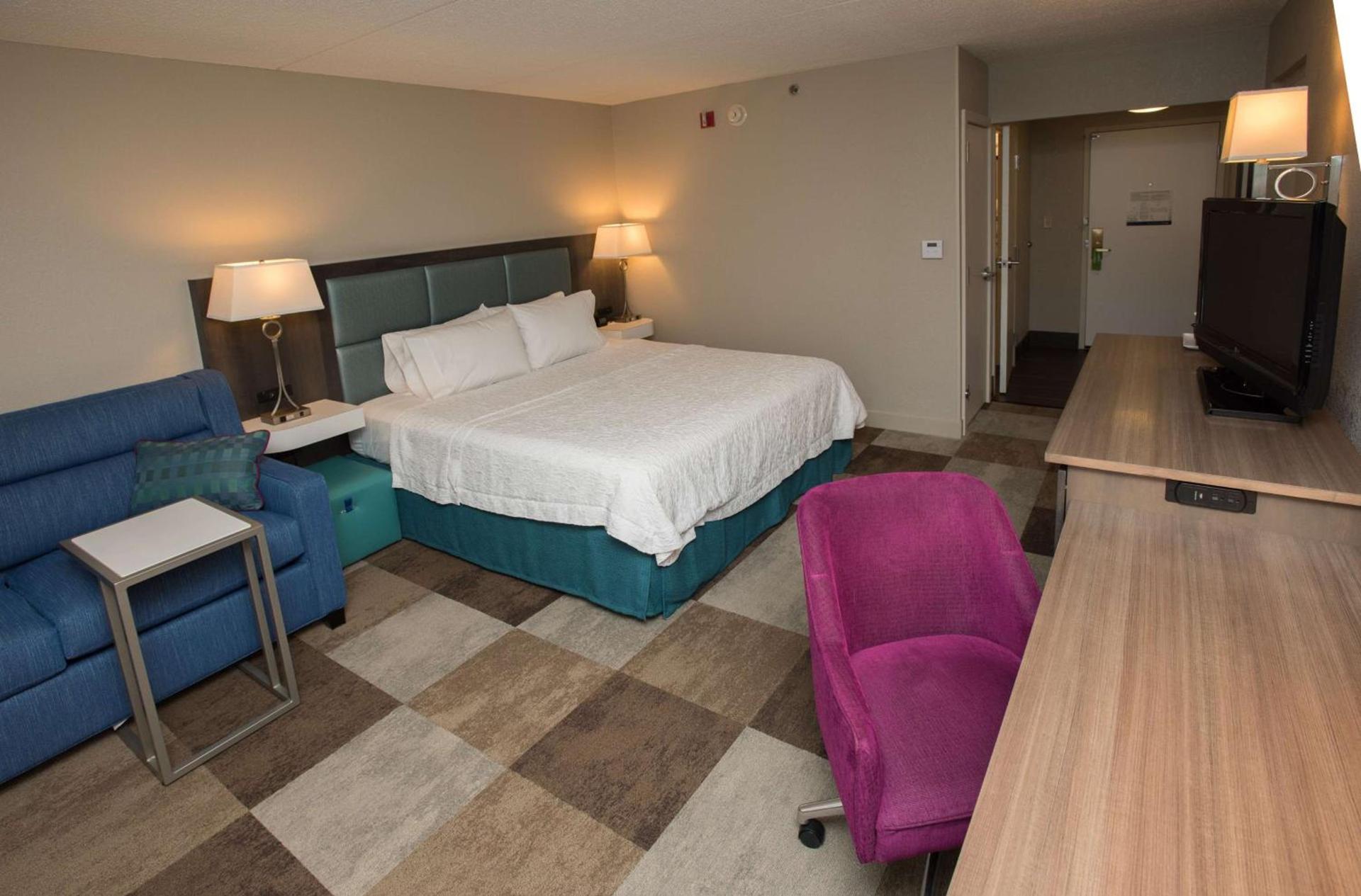 Hampton Inn Wooster photo 28