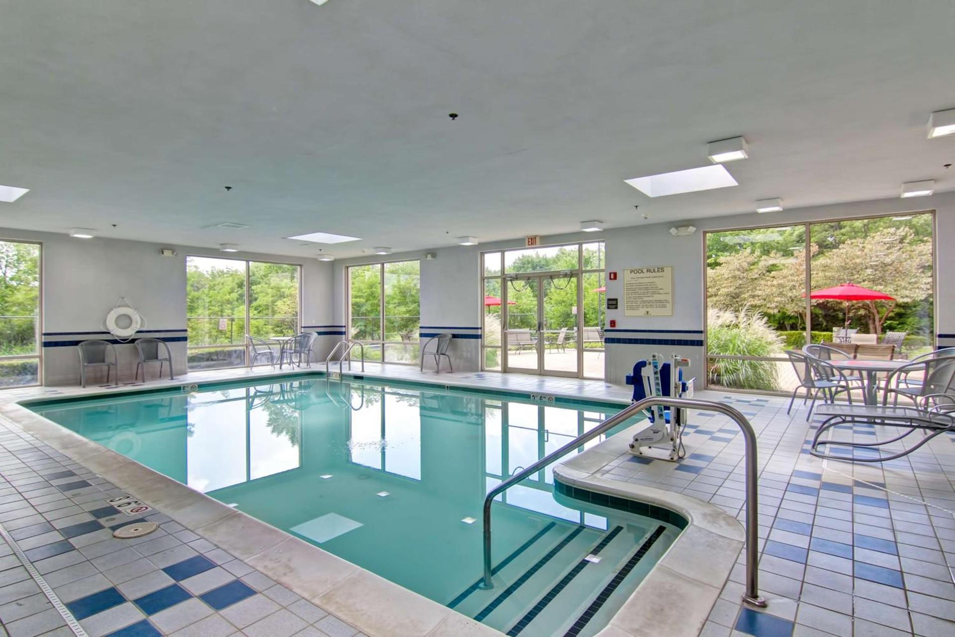 Hampton Inn & Suites Leesburg photo 10