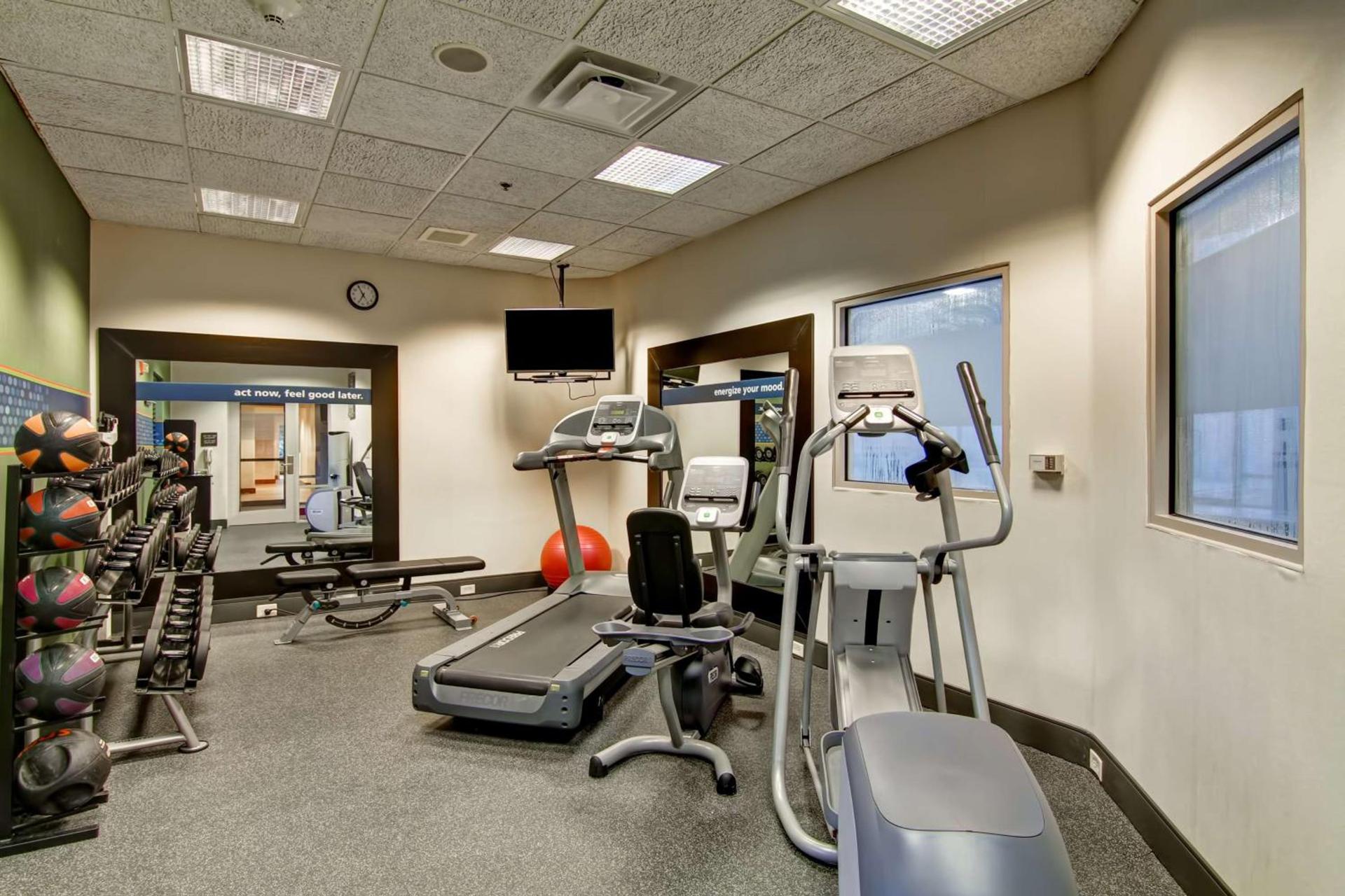 Hampton Inn & Suites Leesburg photo 16