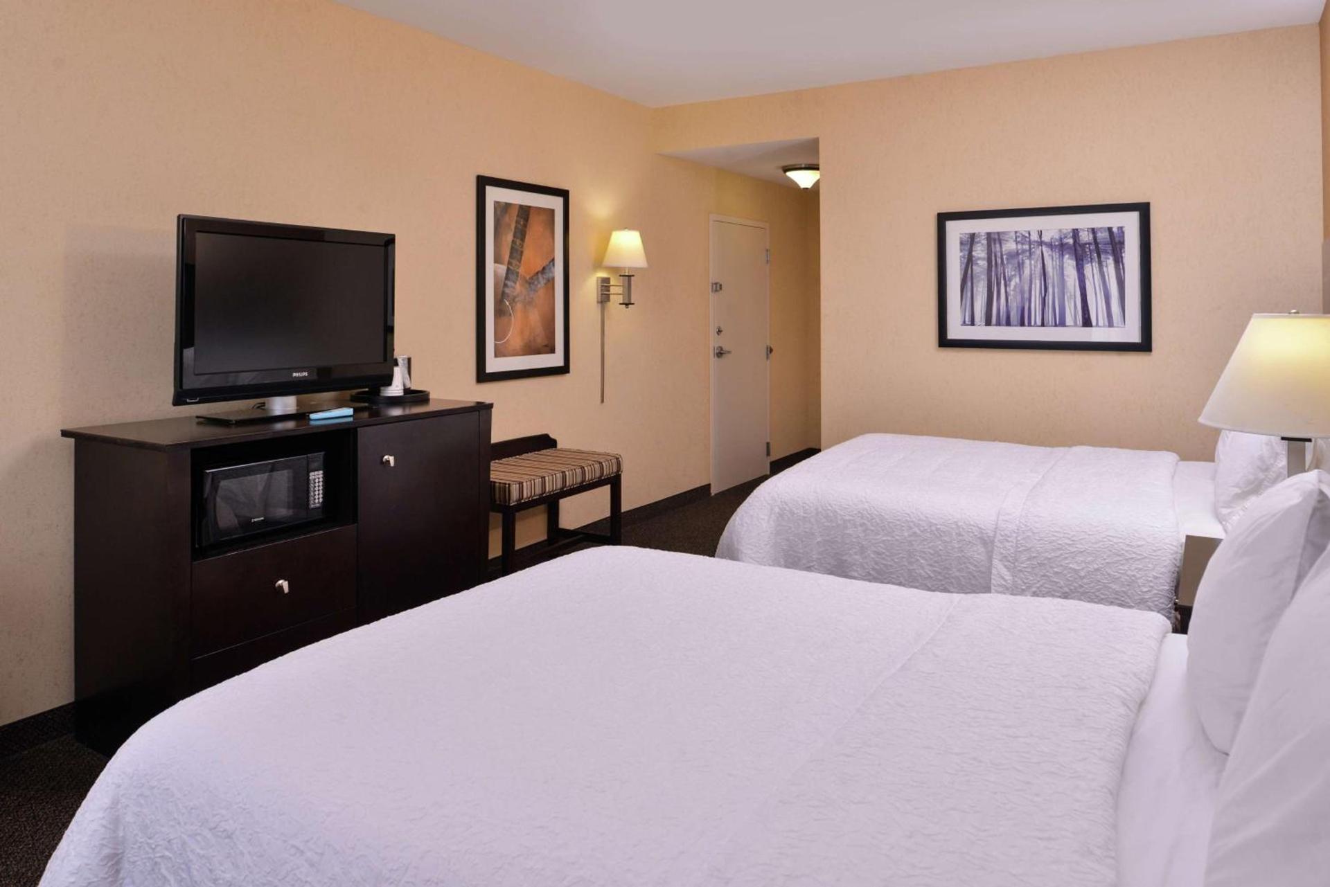 Hampton Inn & Suites Woodward photo 30