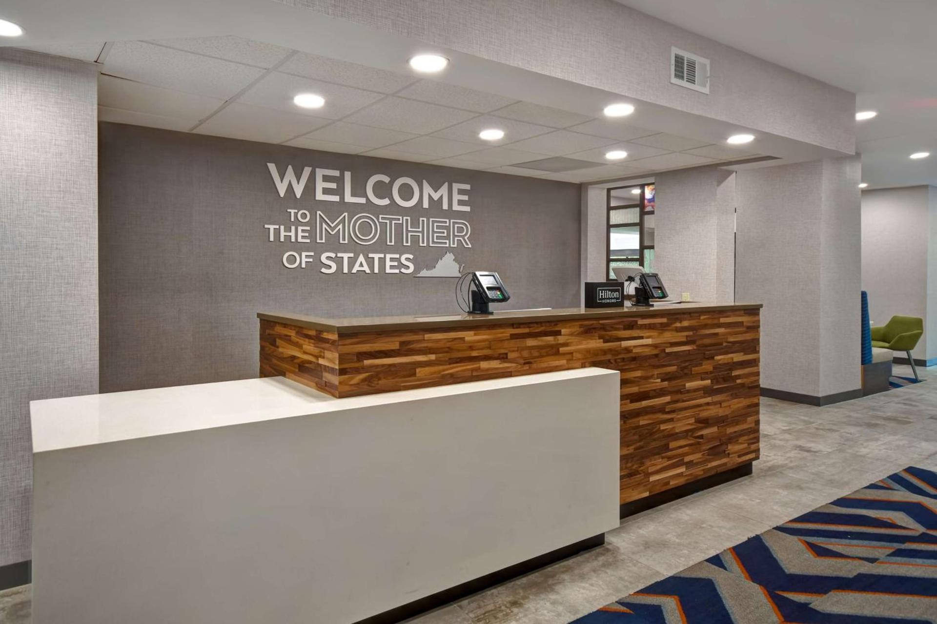 Hampton Inn Potomac Mills Woodbridge photo 11