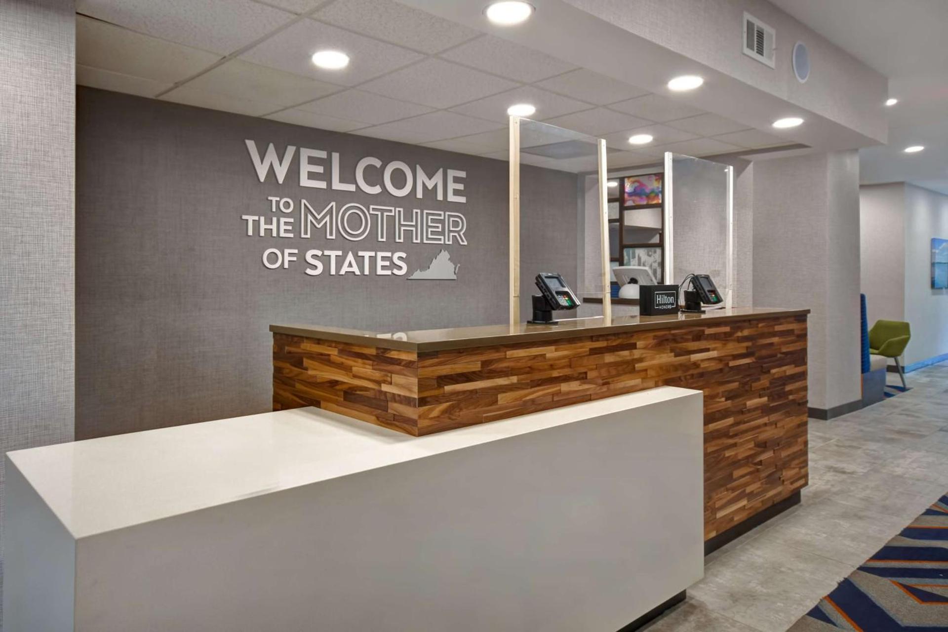 Hampton Inn Potomac Mills Woodbridge photo 12