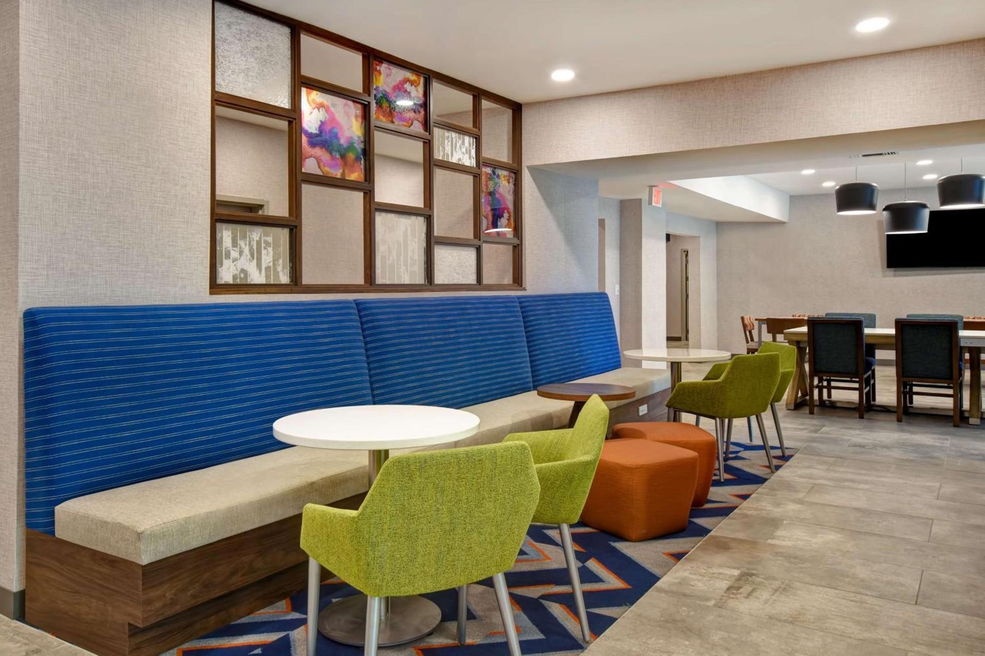 Hampton Inn Potomac Mills Woodbridge photo 16