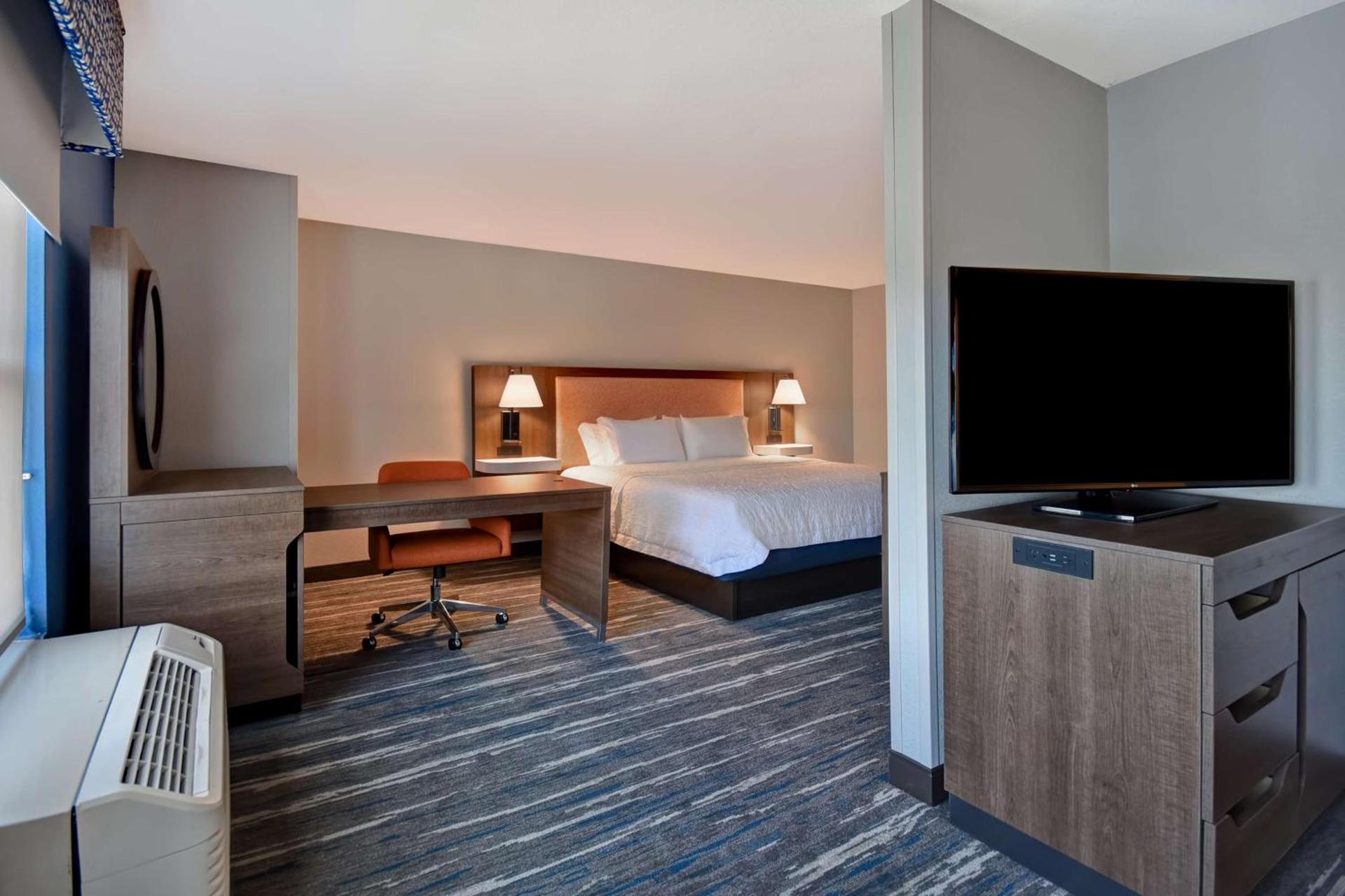 Hampton Inn Potomac Mills Woodbridge photo 33