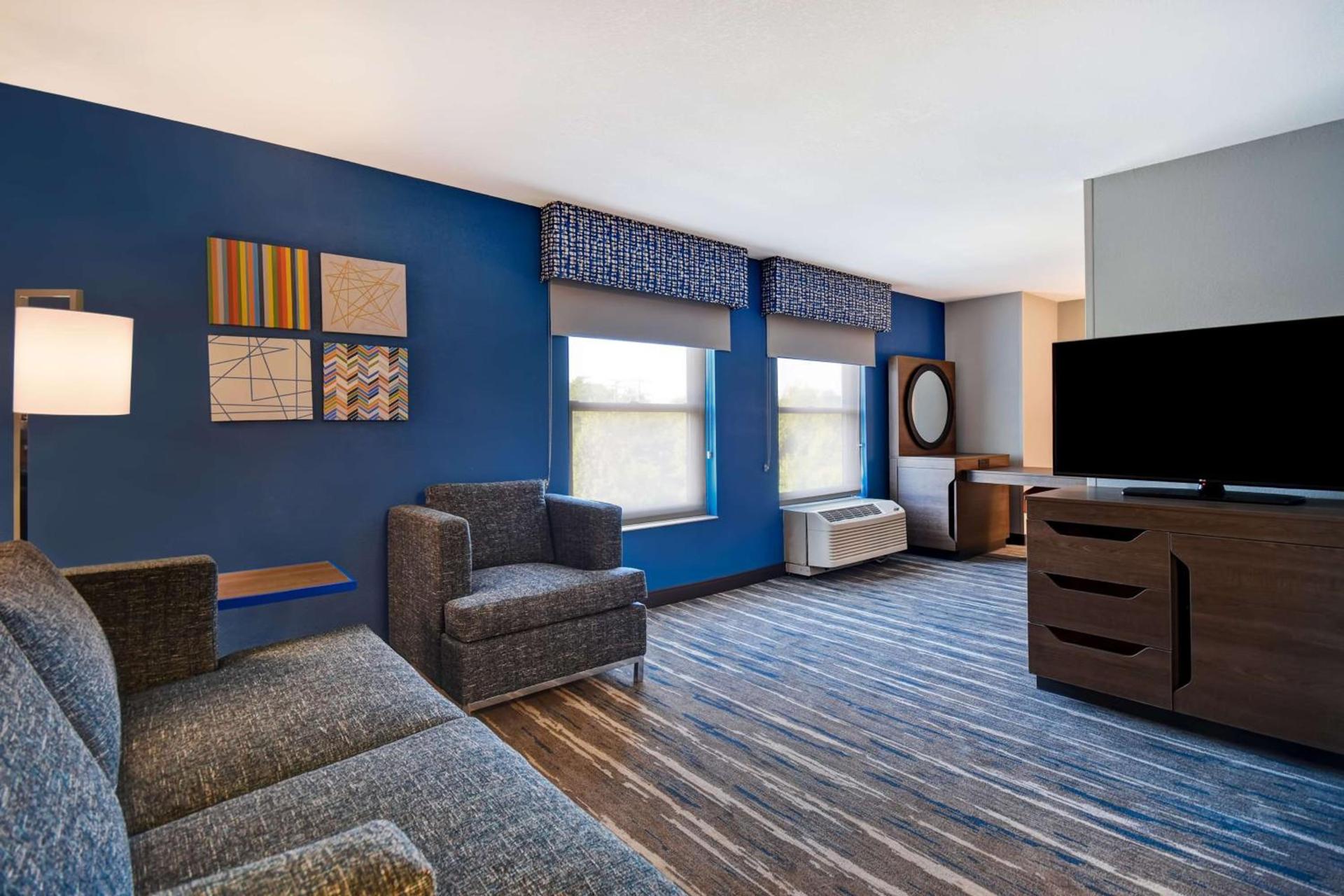 Hampton Inn Potomac Mills Woodbridge photo 42