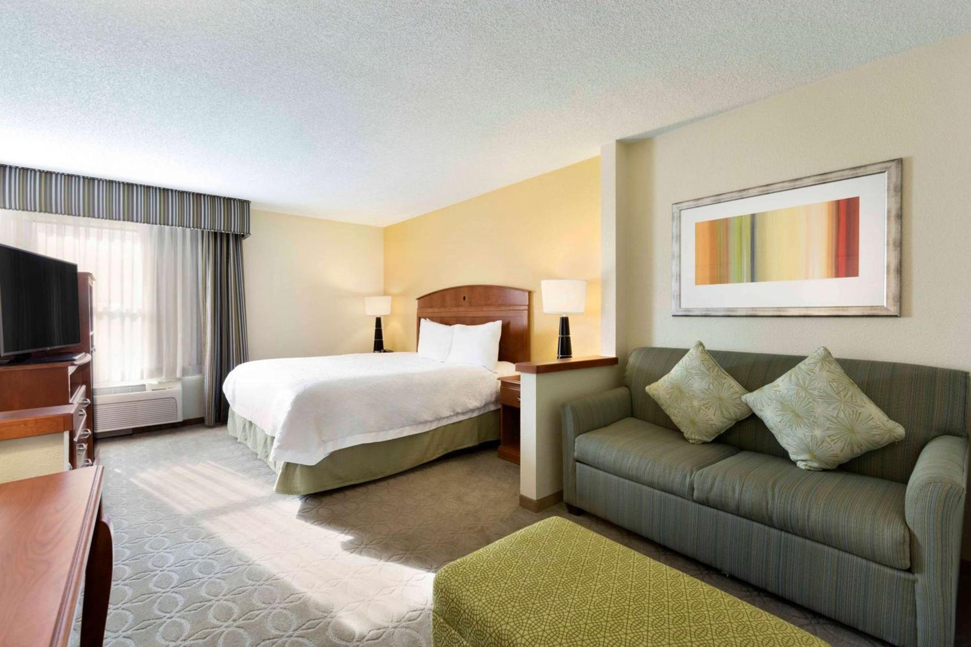 Hampton Inn Youngstown/Boardman photo 16