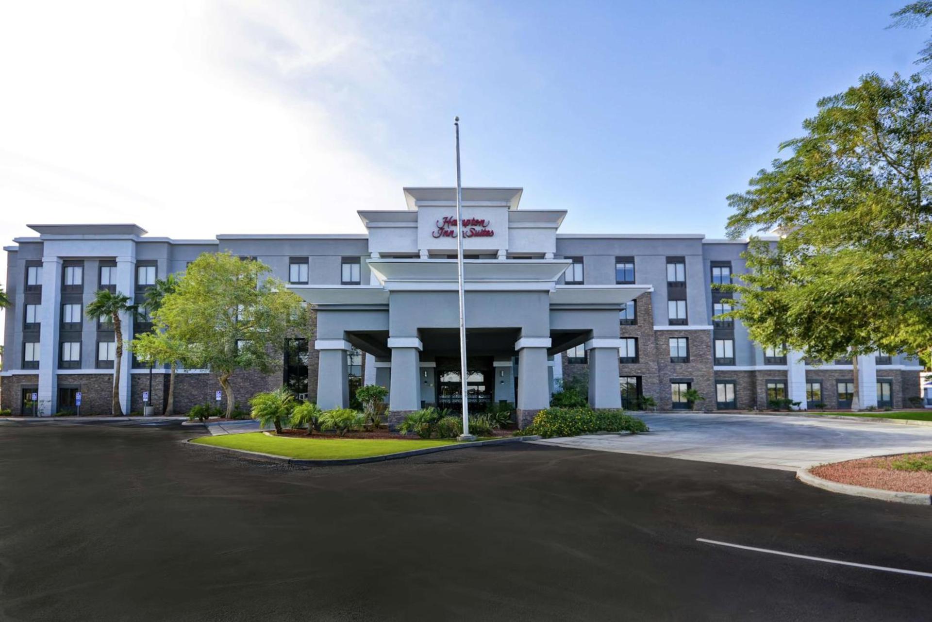 Hampton Inn & Suites Yuma photo 3