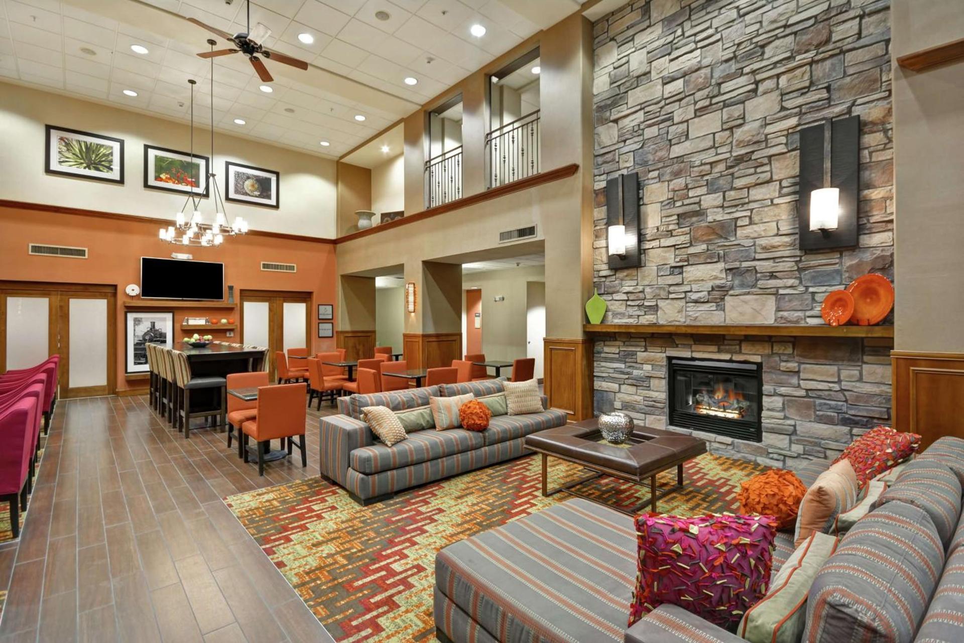 Hampton Inn & Suites Yuma photo 5