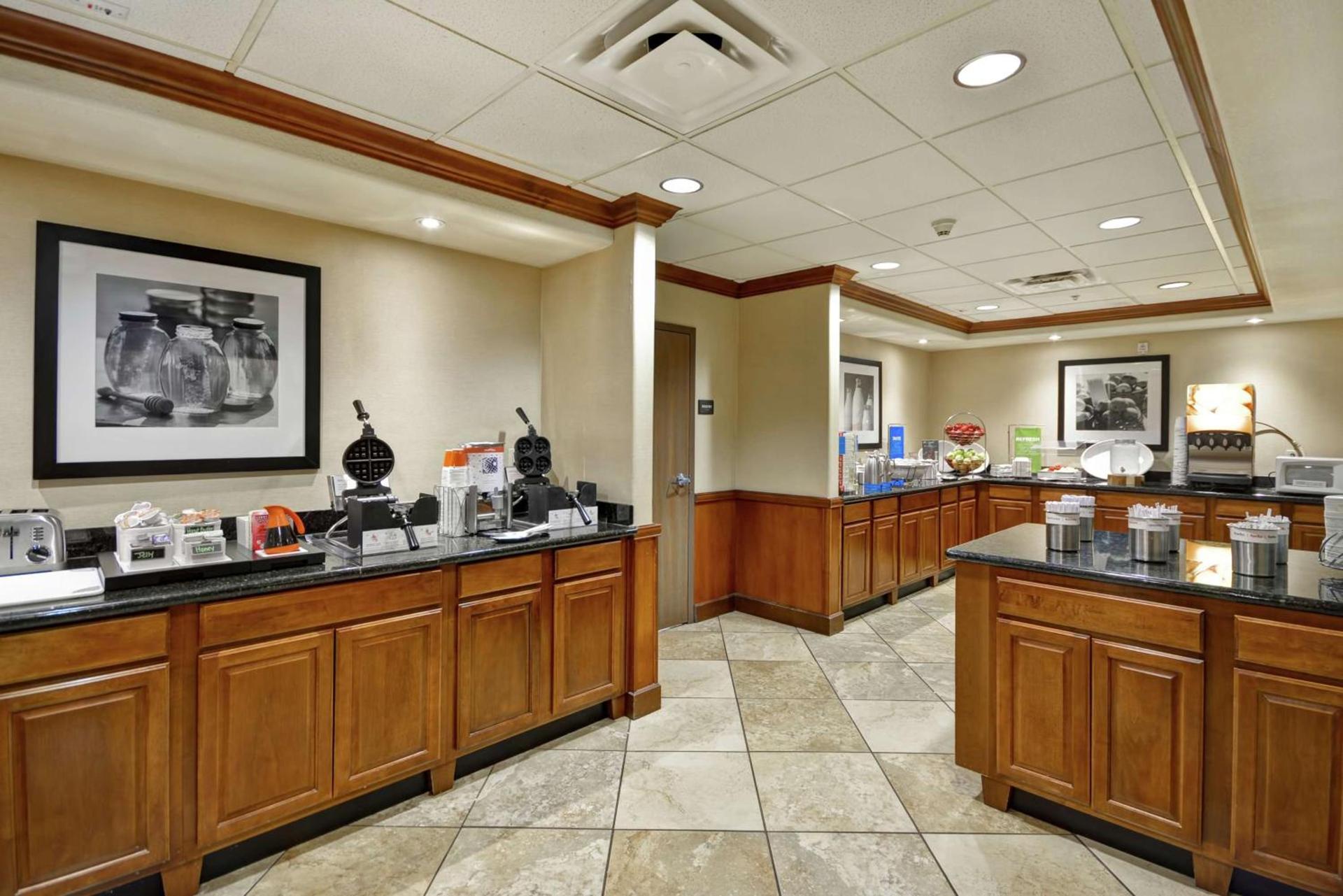 Hampton Inn & Suites Yuma photo 10
