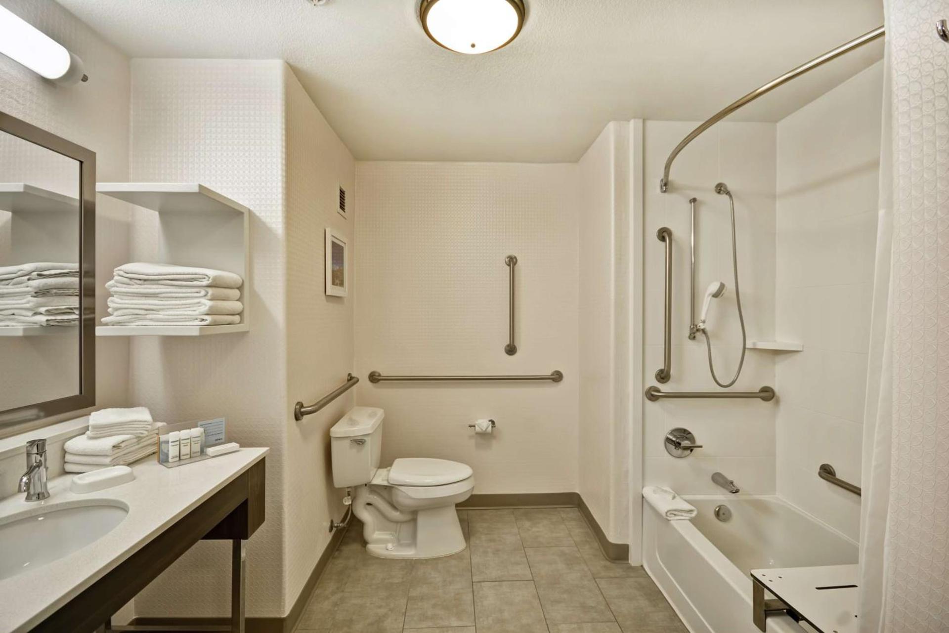 Hampton Inn & Suites Yuma photo 22